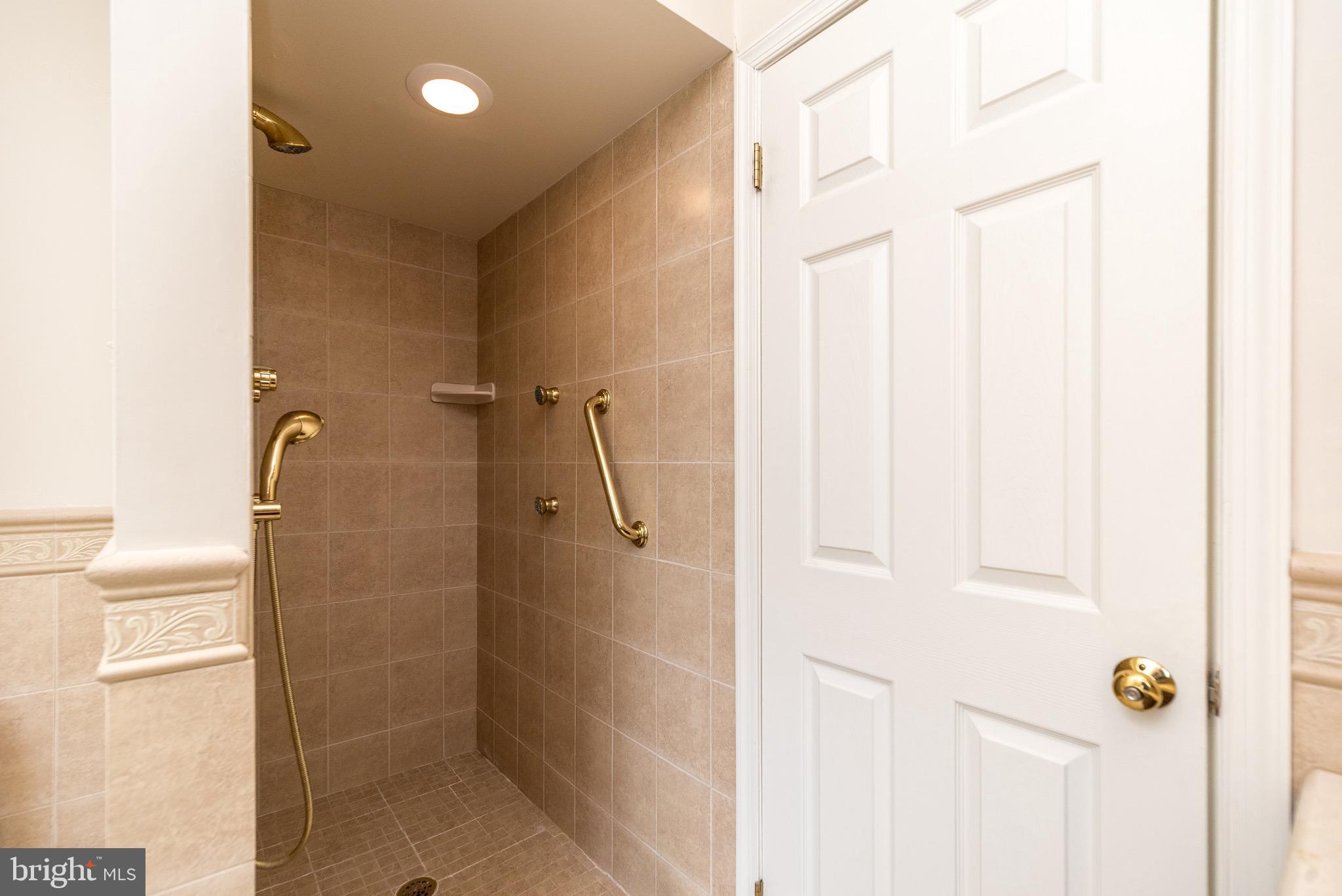 HIGHSPIRE - Residential