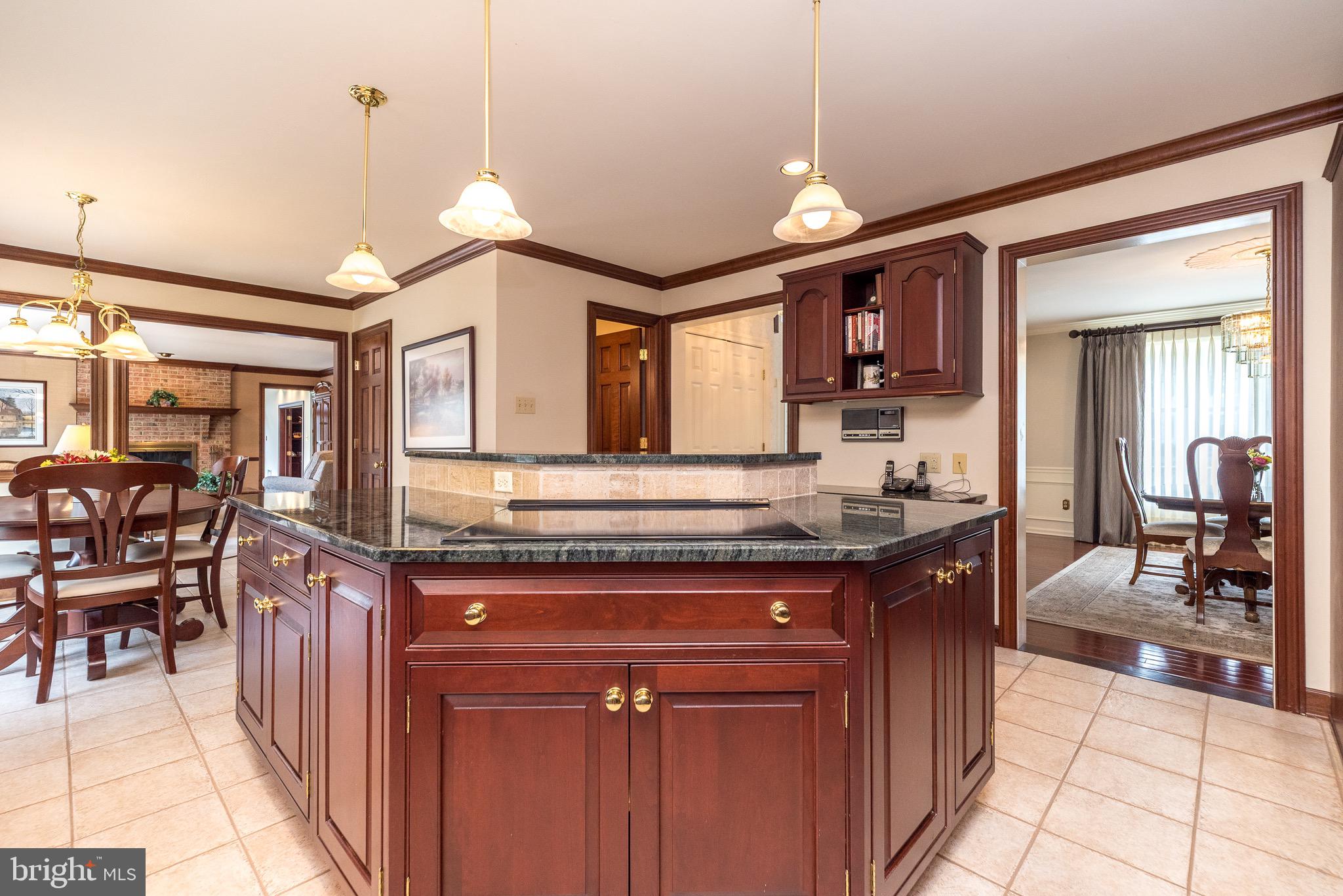 HIGHSPIRE - Residential