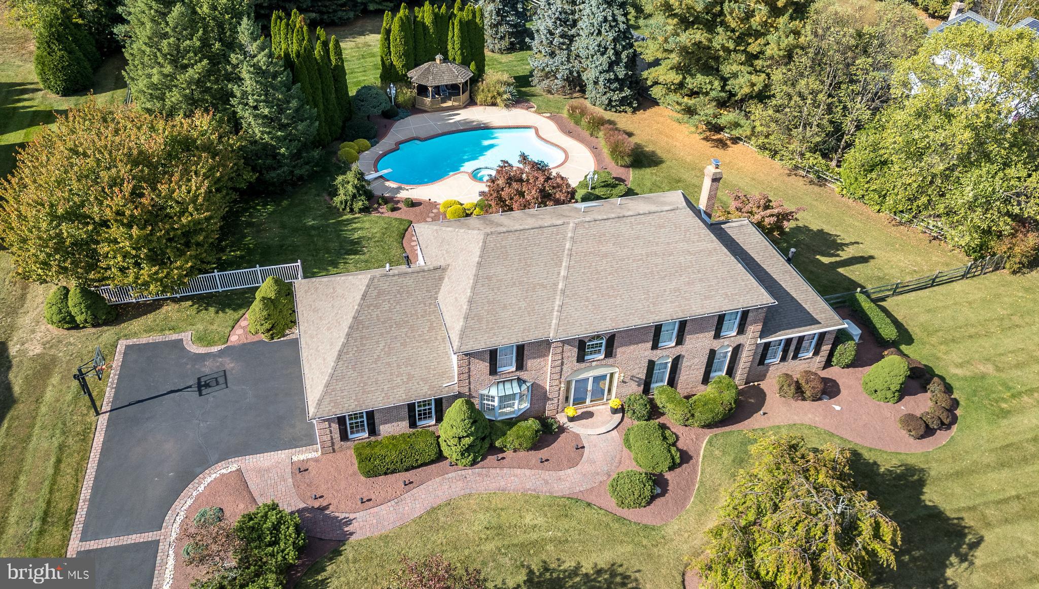 33 BRYAN DRIVE