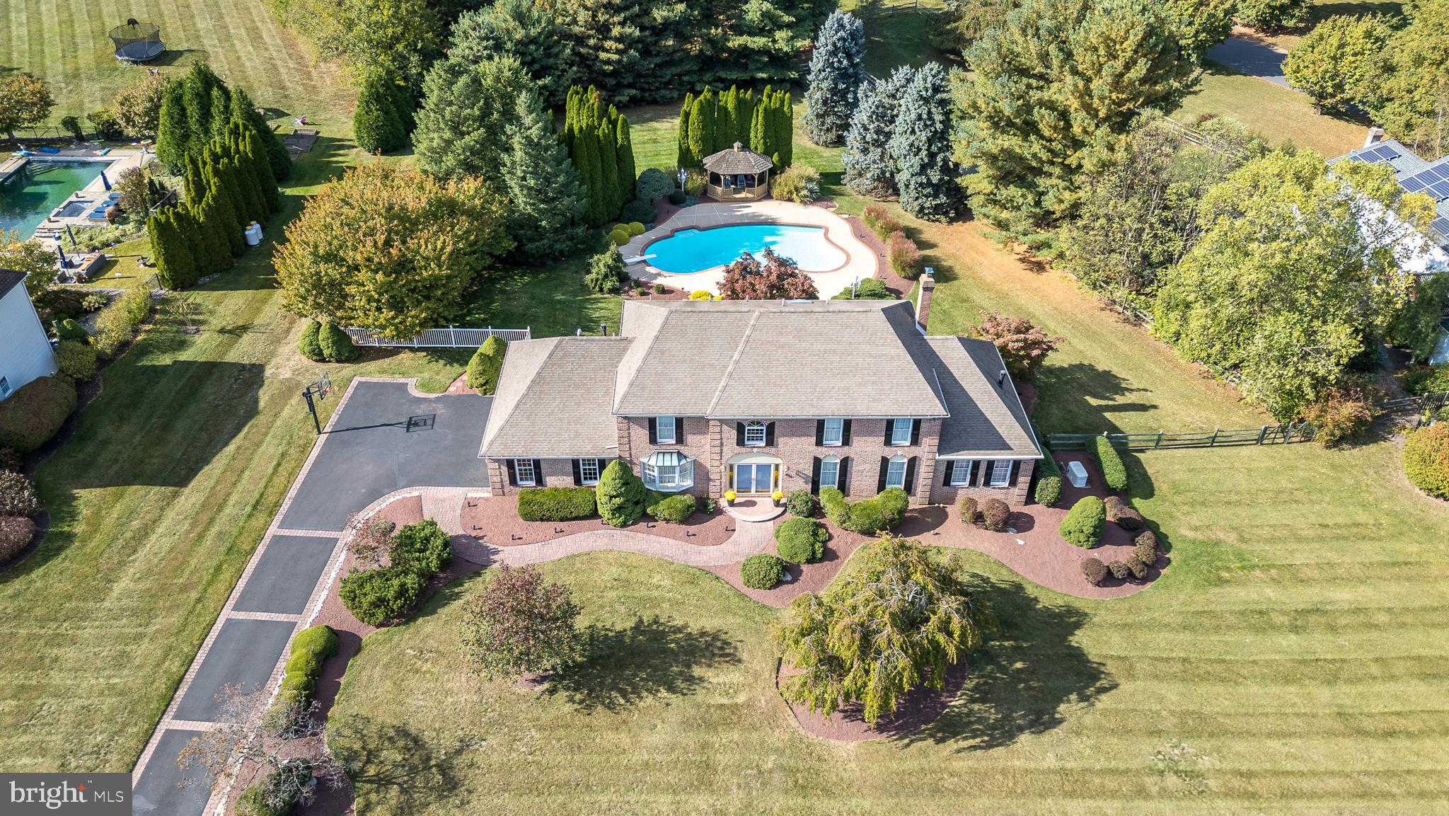 33 BRYAN DRIVE