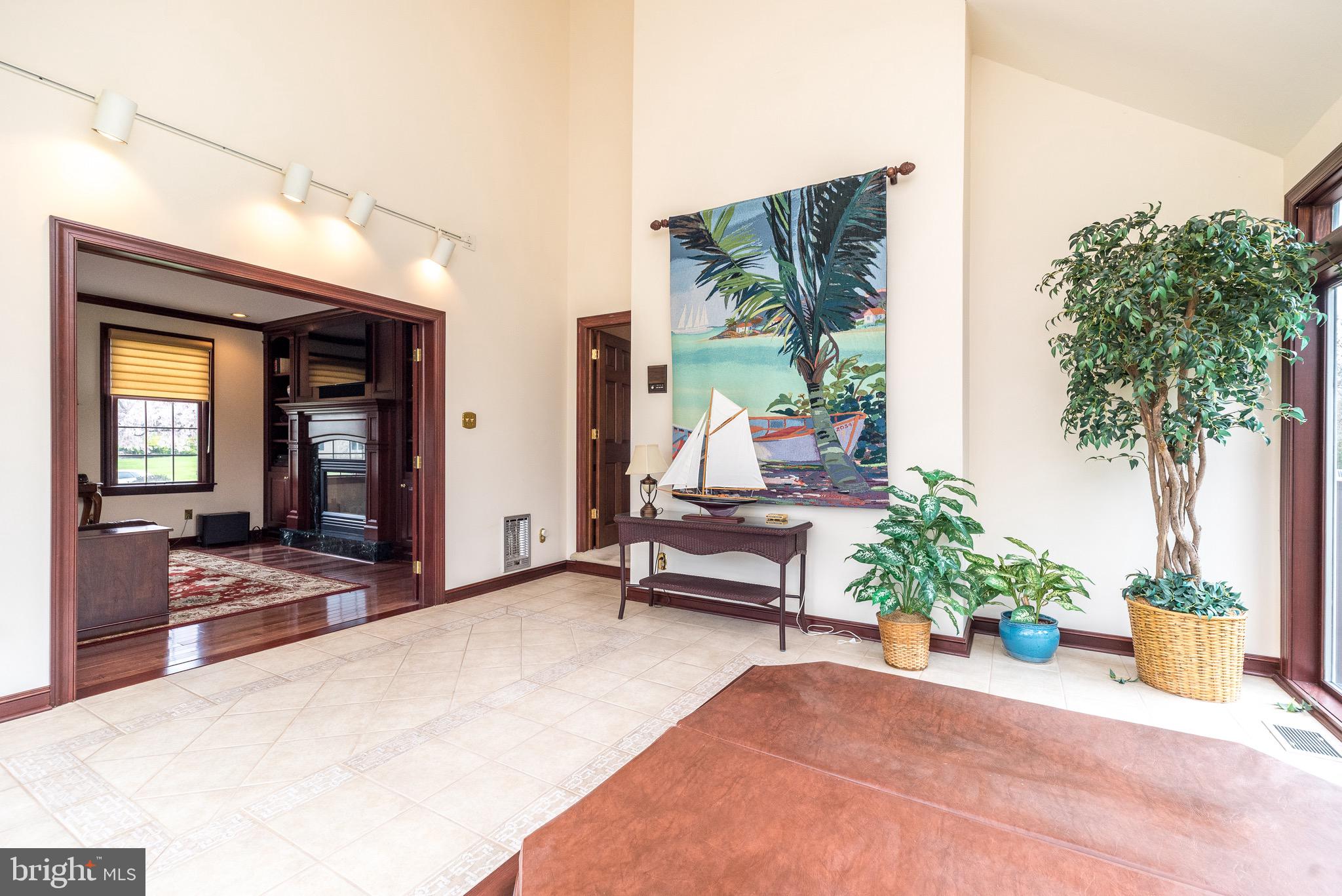 HIGHSPIRE - Residential