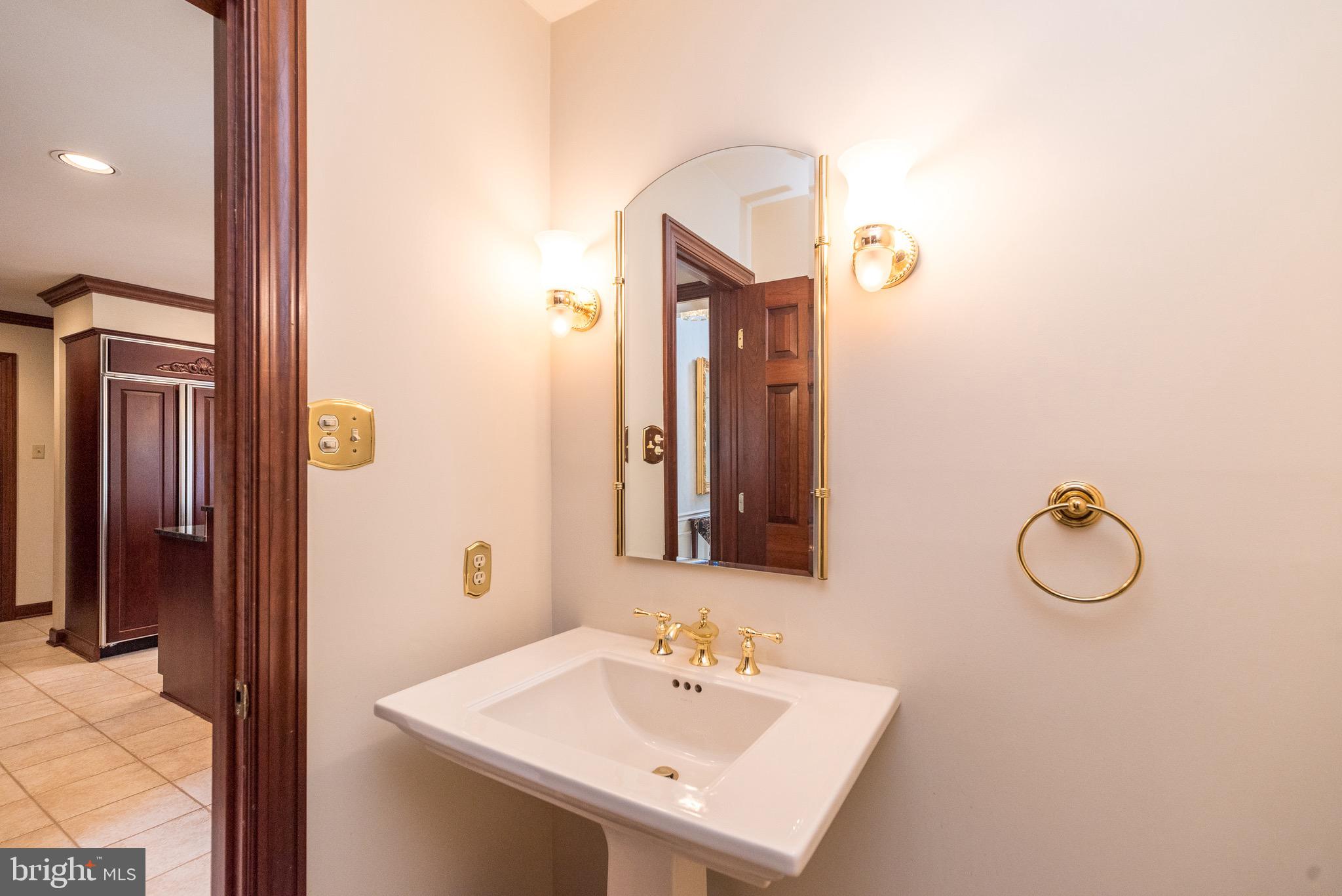 HIGHSPIRE - Residential