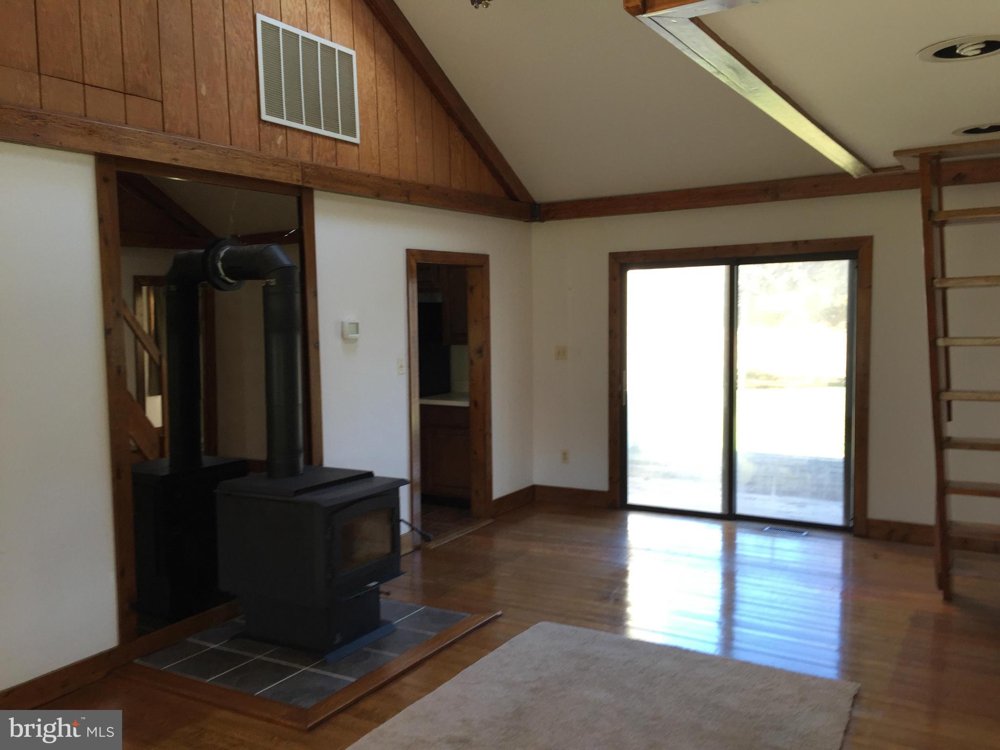 ANCHORAGE ACRES - Residential