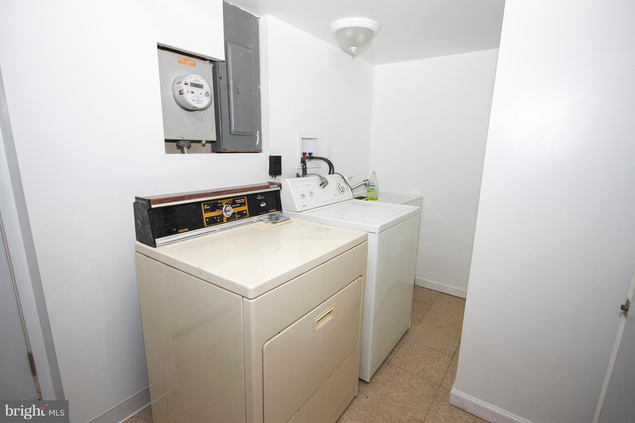 RIDGELEIGH - Residential