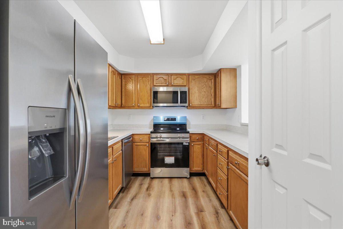 196 TOPAZ LANE