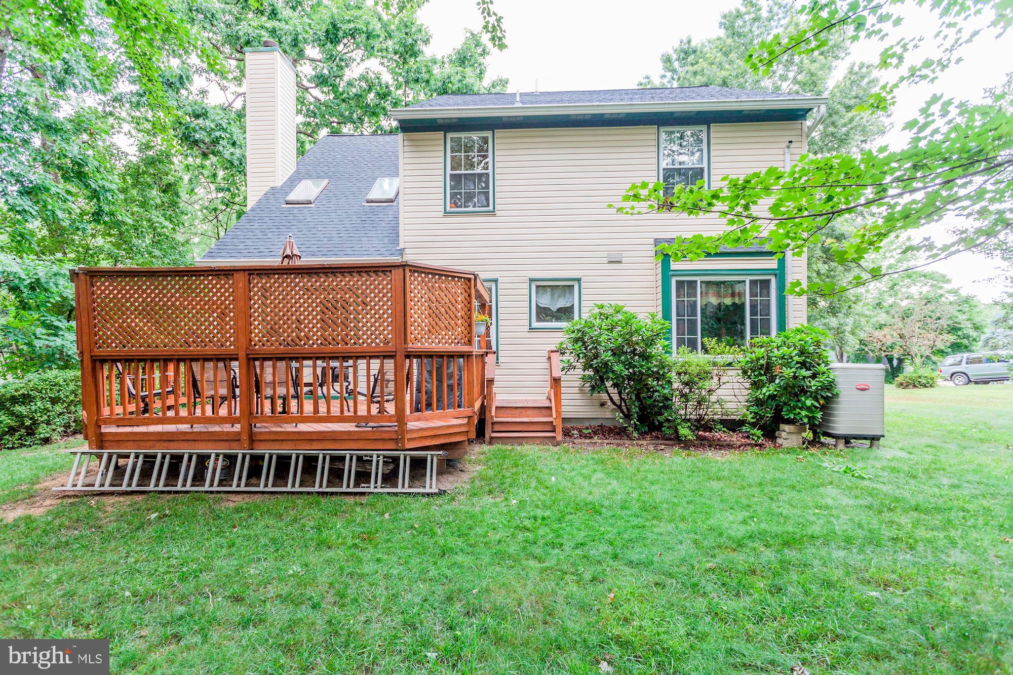 LAKE RIDGE - Residential