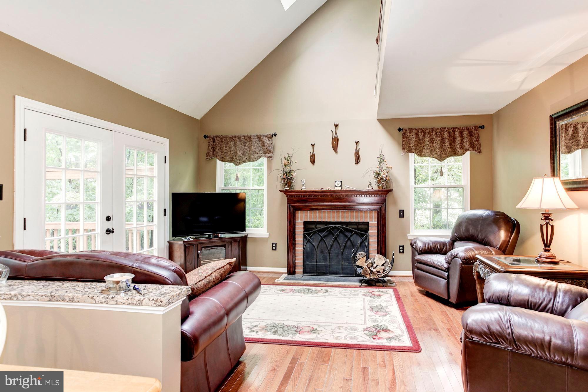 LAKE RIDGE - Residential