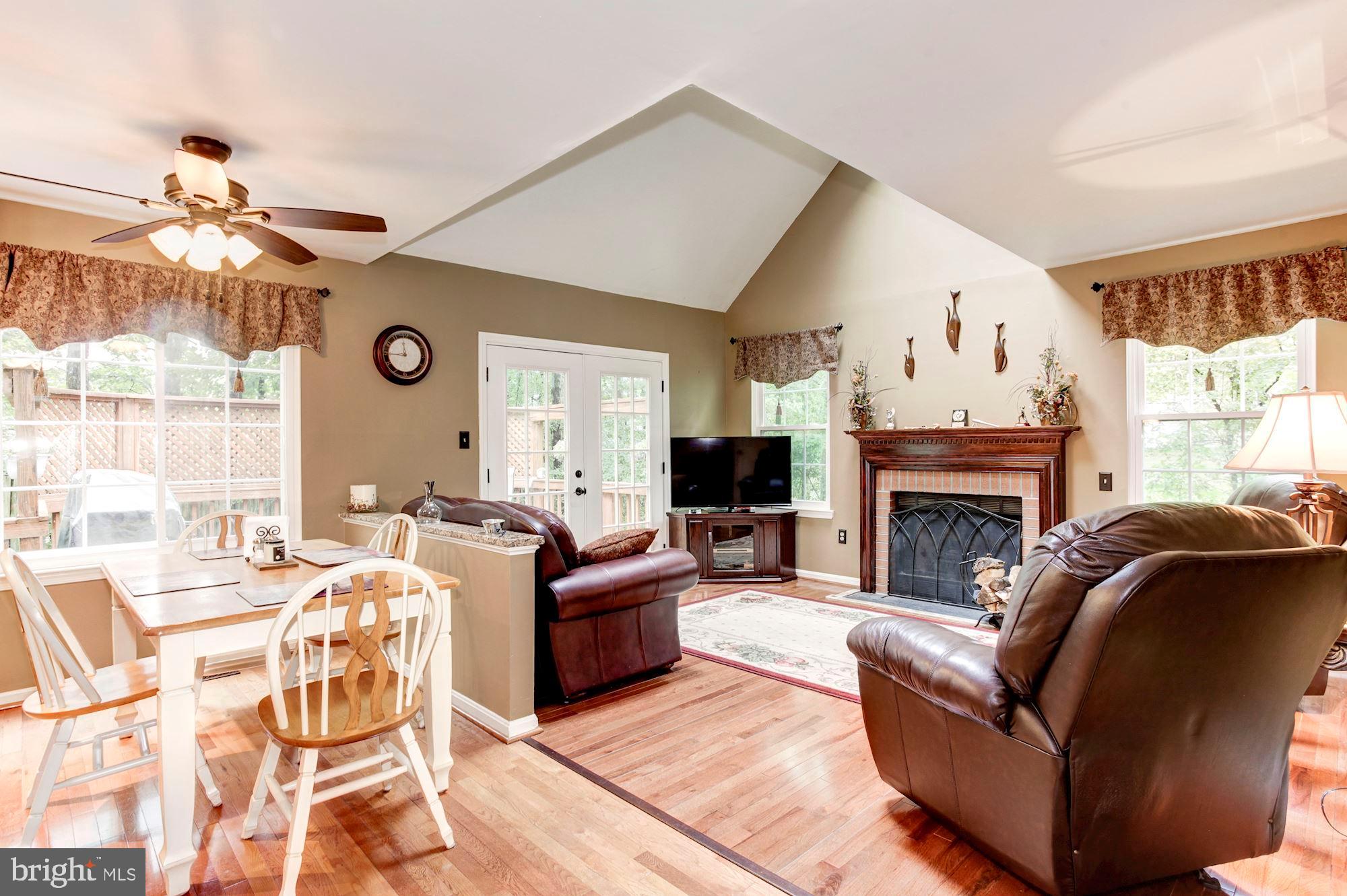 LAKE RIDGE - Residential