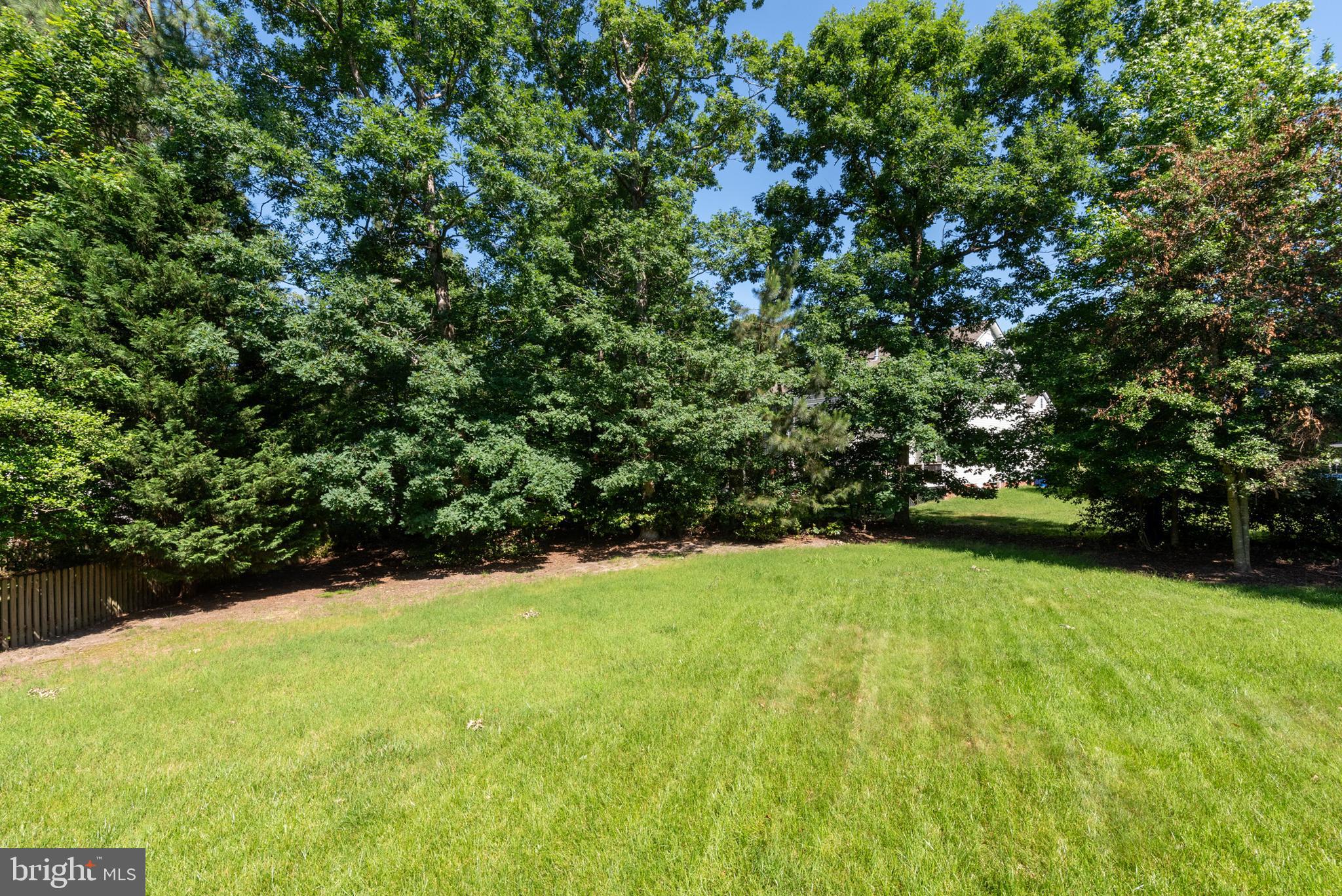 HAMPTON PARK - Residential