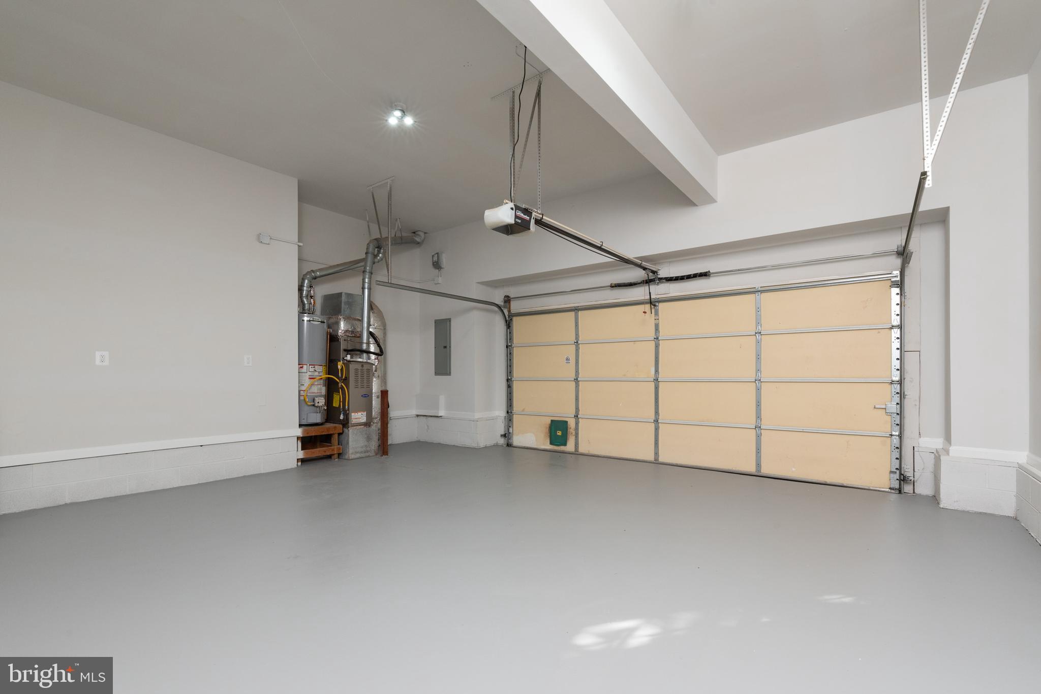 HAMPTON PARK - Residential