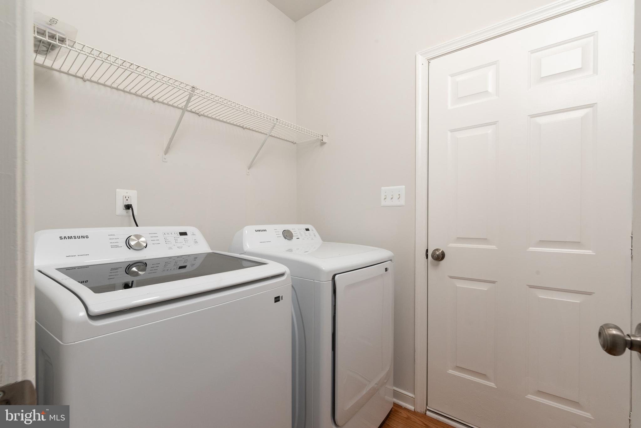 HAMPTON PARK - Residential