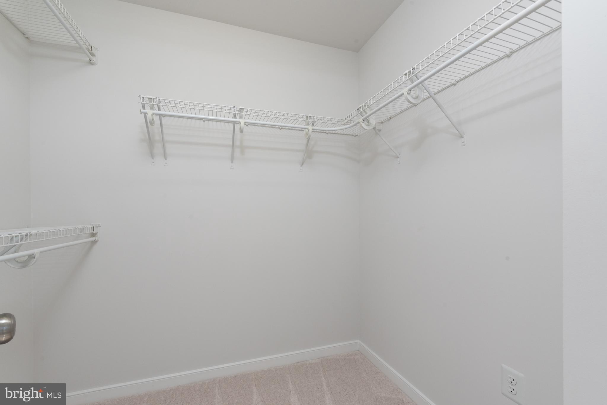 HAMPTON PARK - Residential