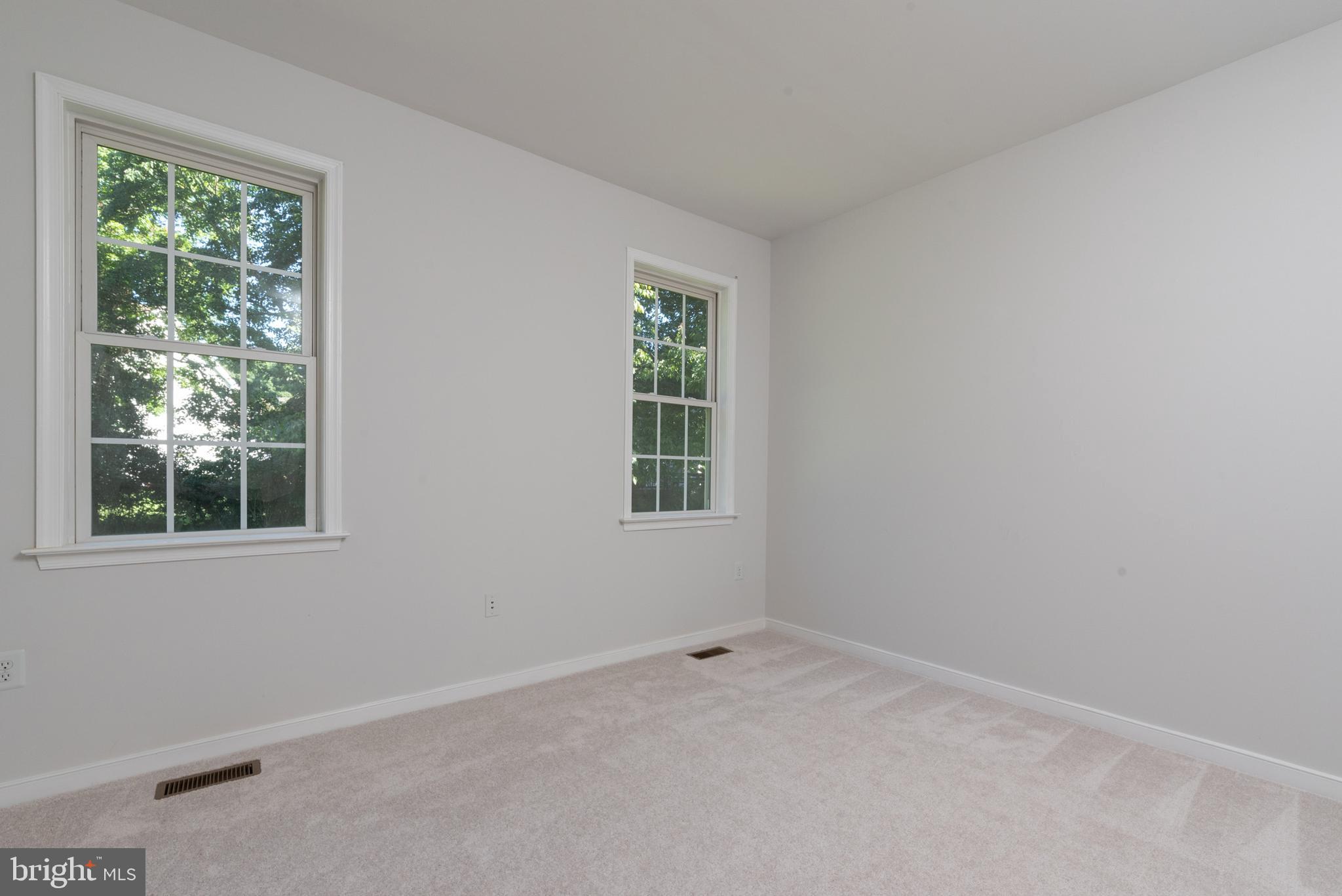 HAMPTON PARK - Residential