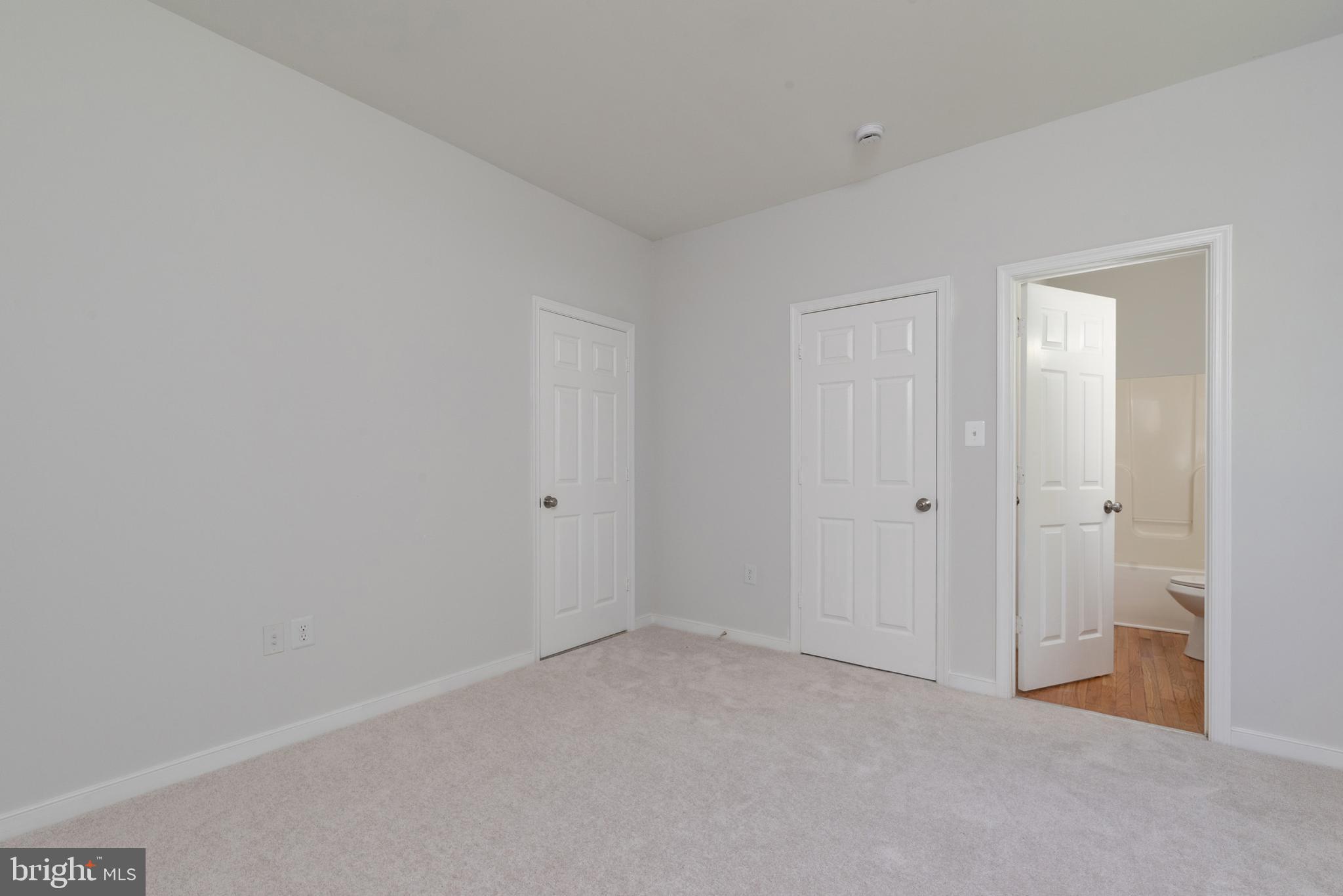 HAMPTON PARK - Residential