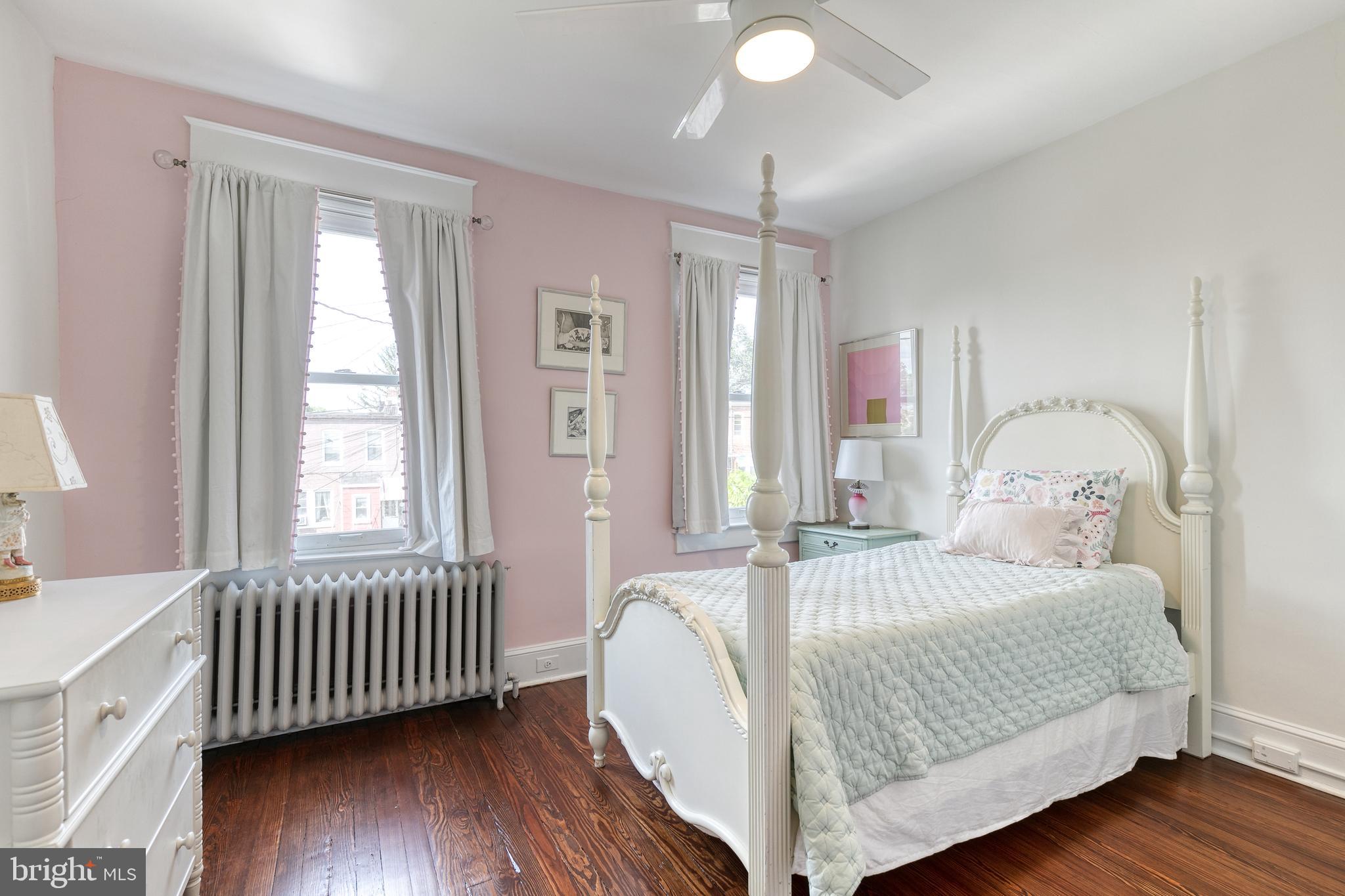 MEDFIELD - Residential