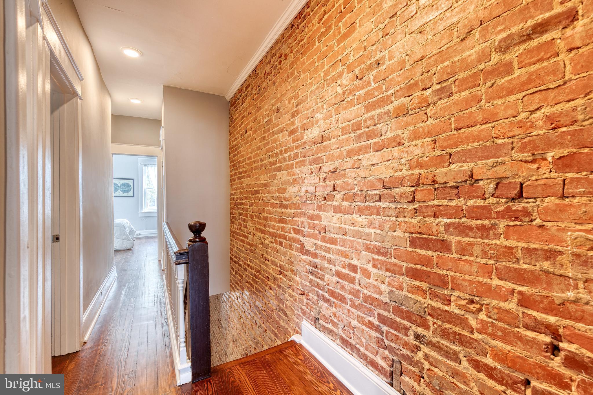 MEDFIELD - Residential