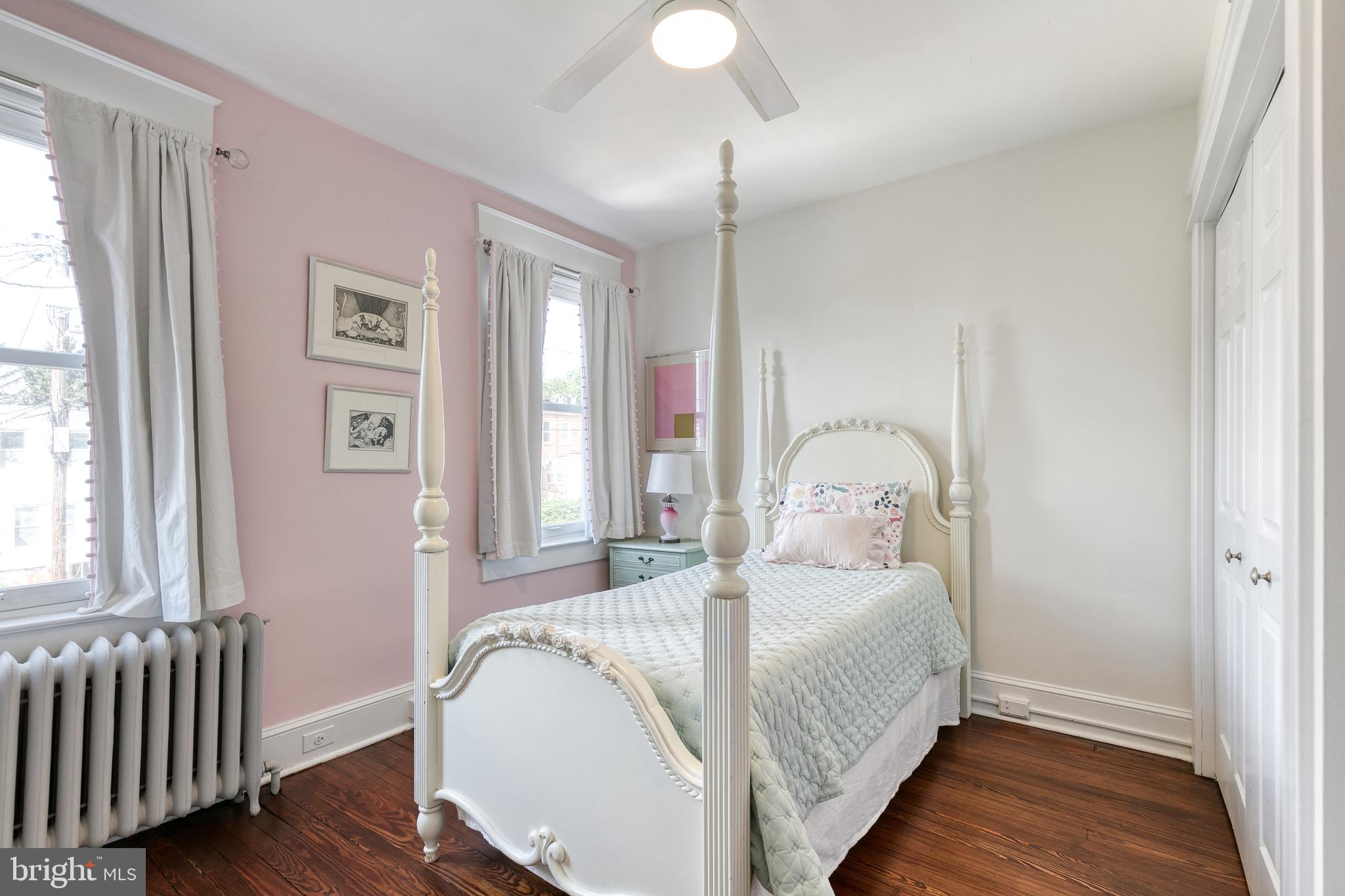 MEDFIELD - Residential