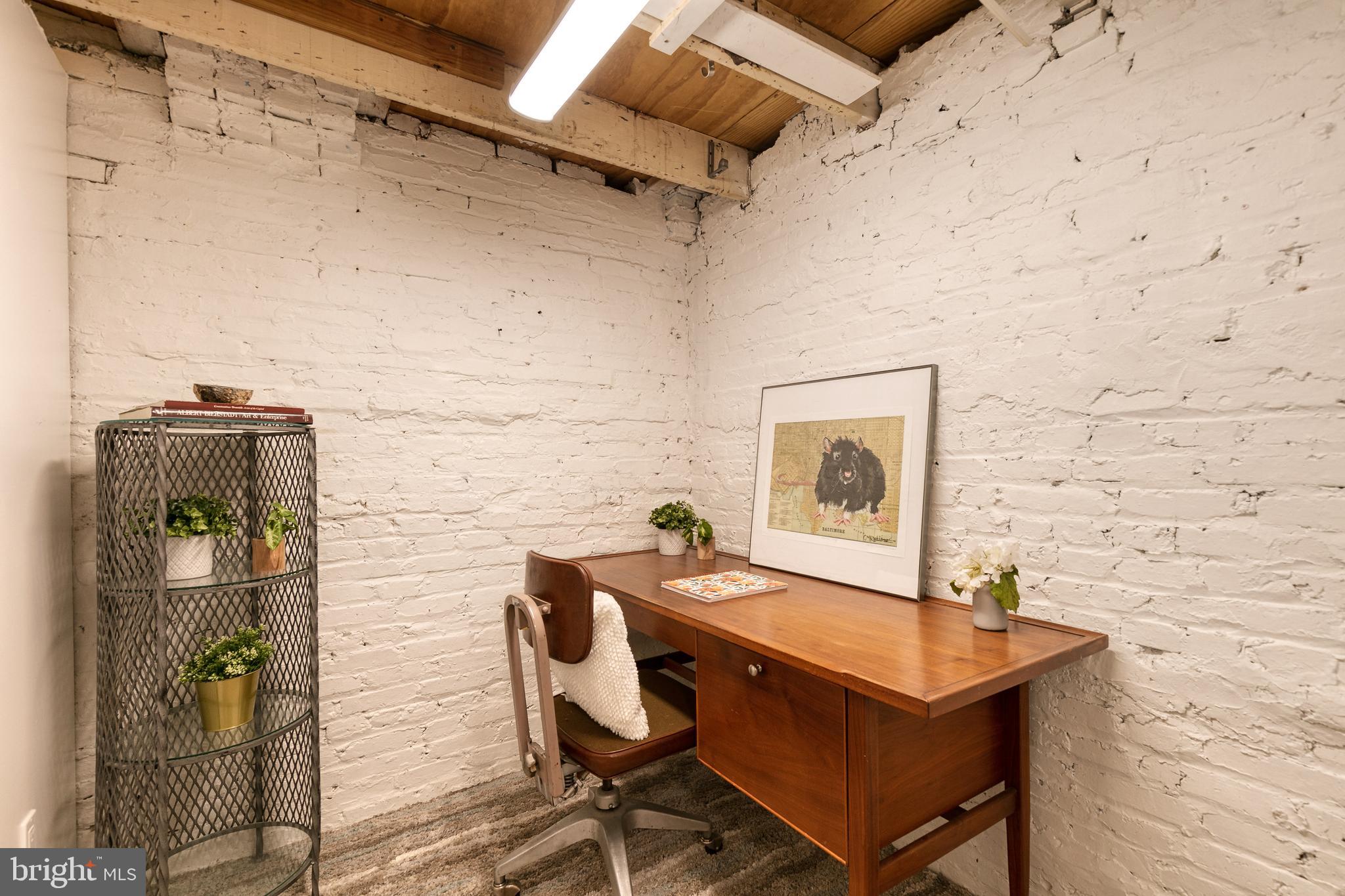 MEDFIELD - Residential