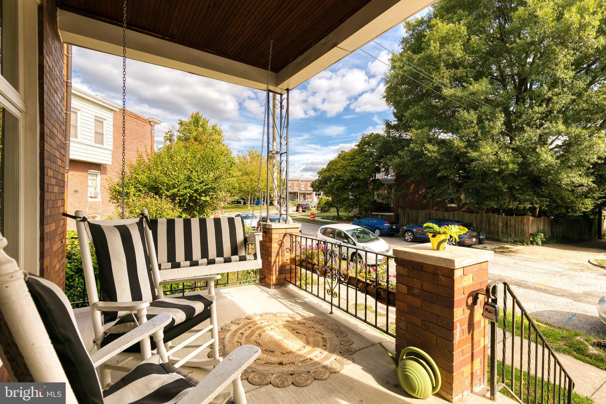 MEDFIELD - Residential