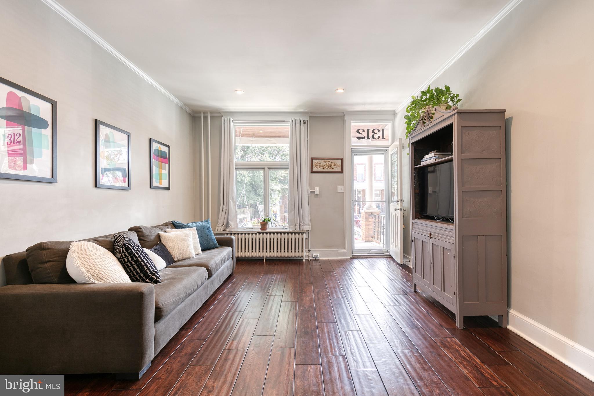 MEDFIELD - Residential