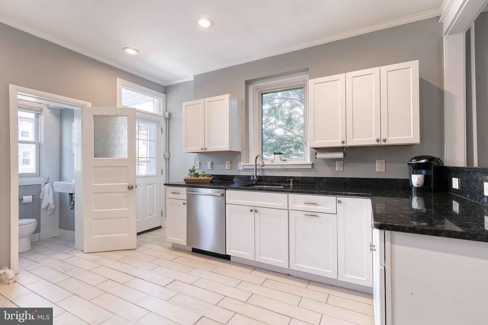 MEDFIELD - Residential