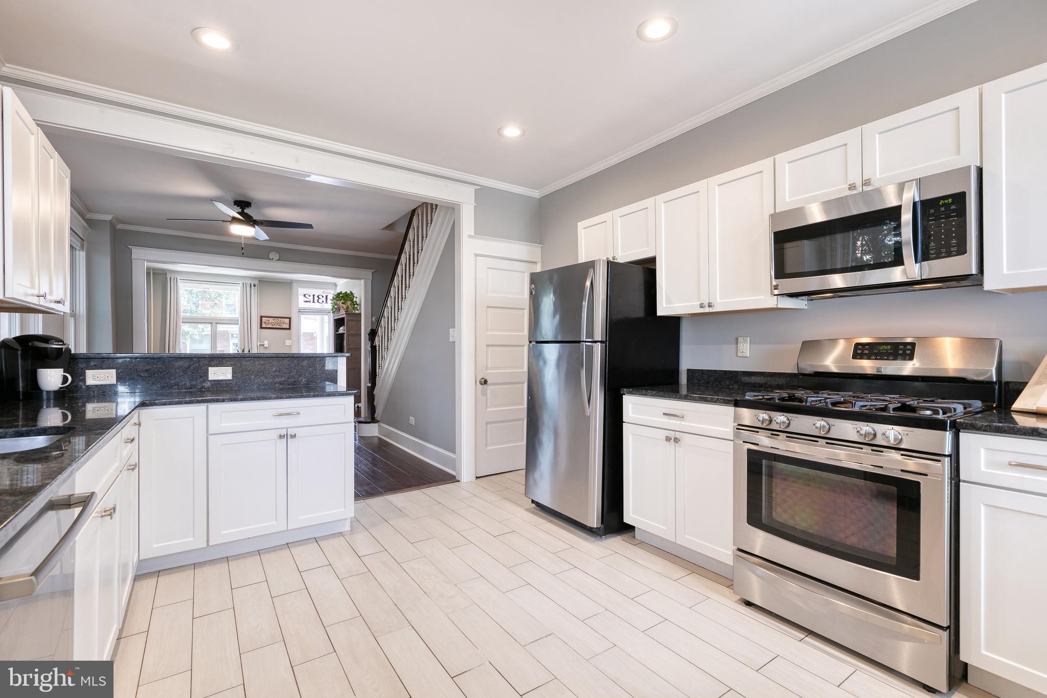 MEDFIELD - Residential