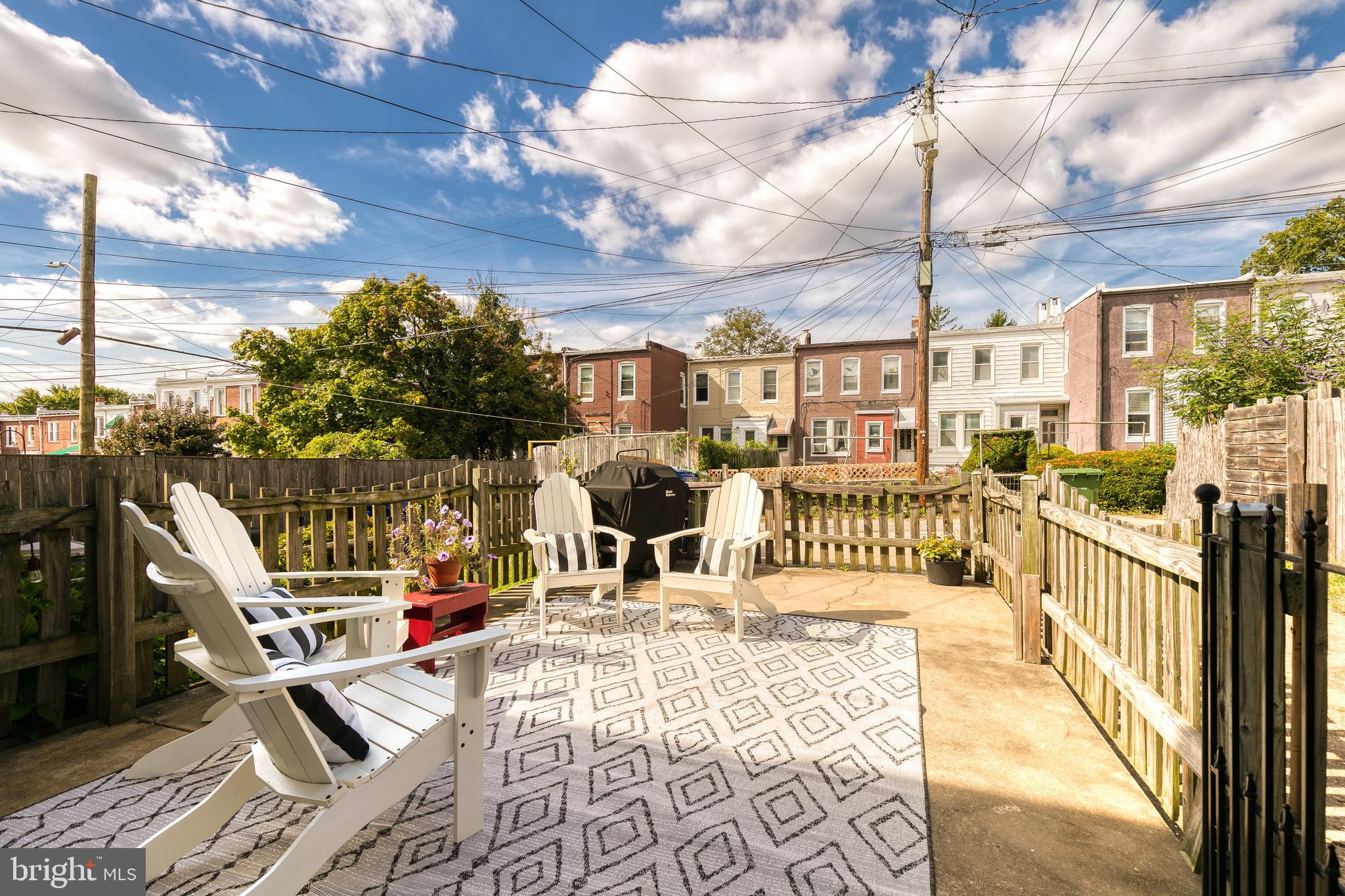 MEDFIELD - Residential