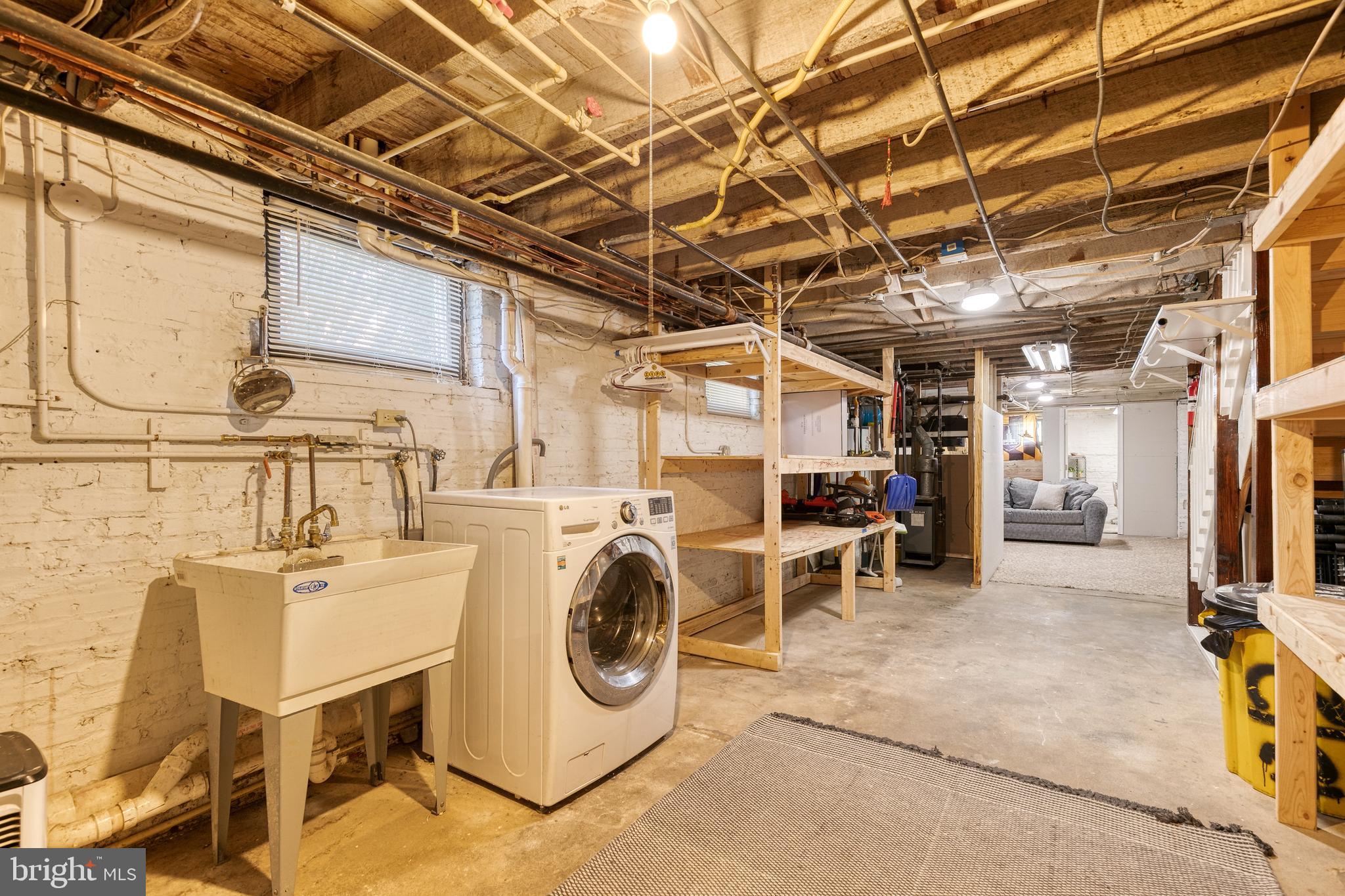 MEDFIELD - Residential