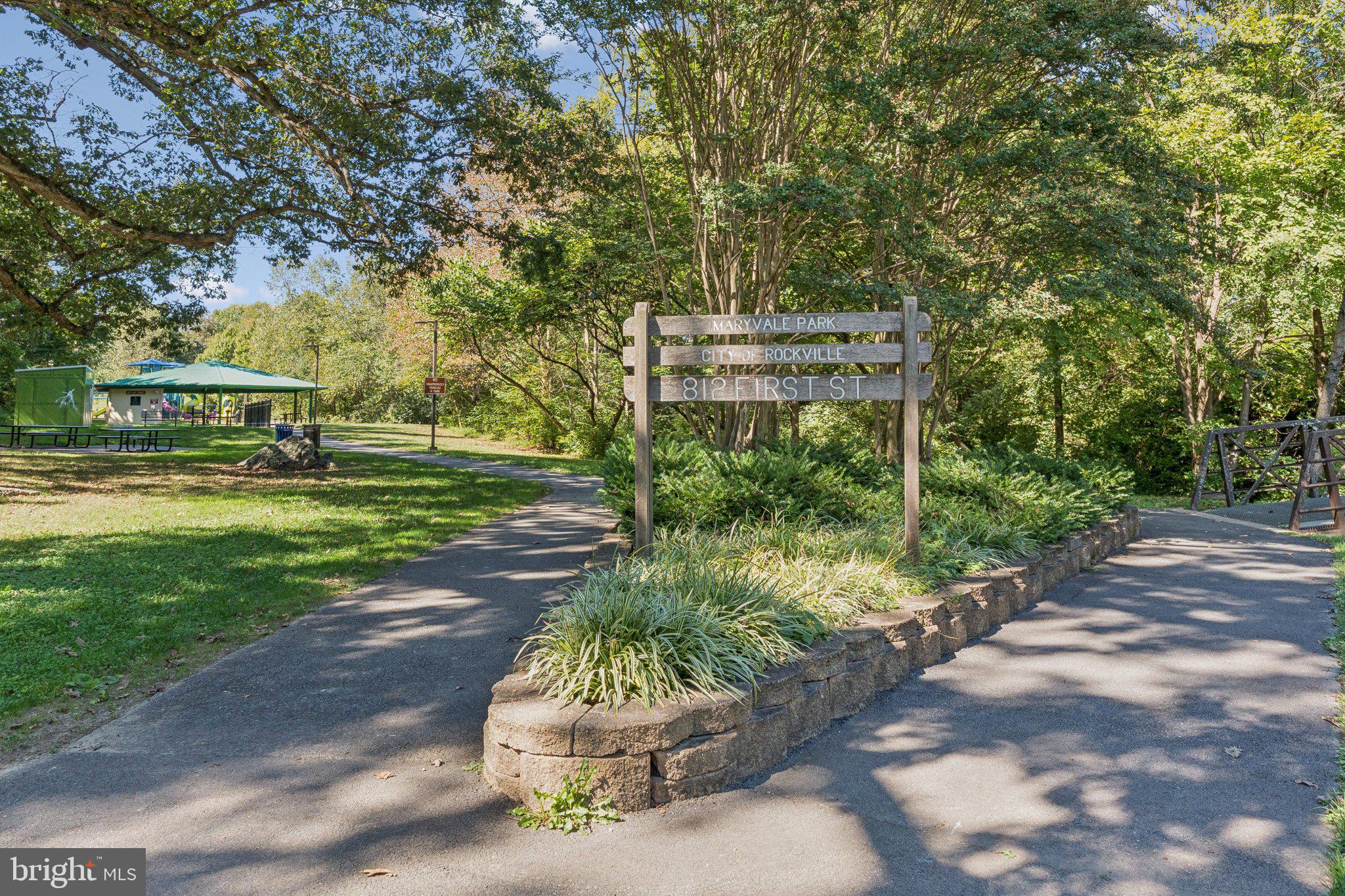 HARRIETT PARK - Residential