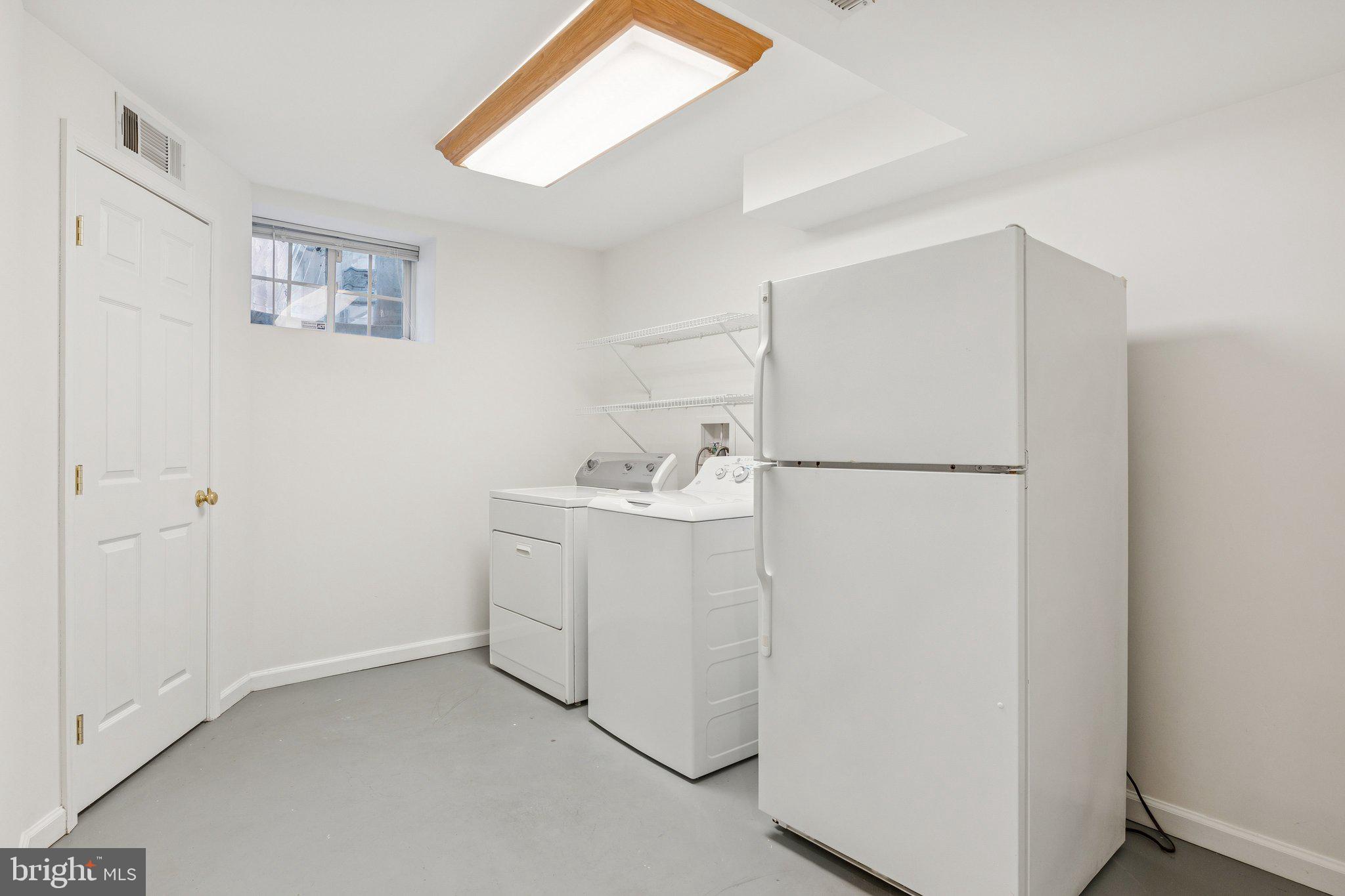 HARRIETT PARK - Residential