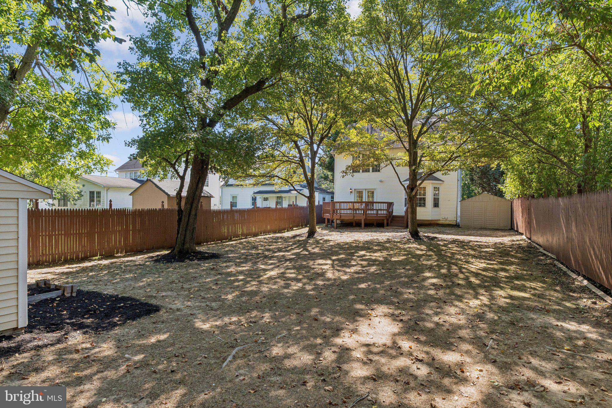 HARRIETT PARK - Residential