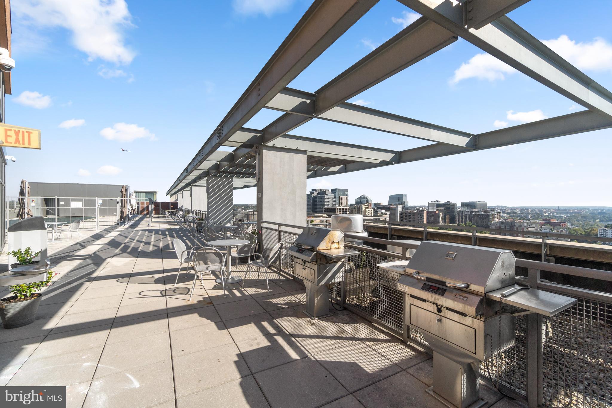 CLARENDON - Residential Lease