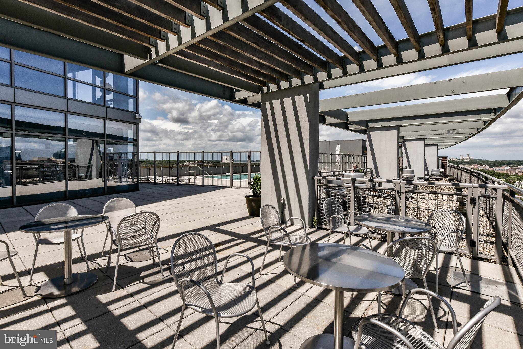 CLARENDON - Residential Lease