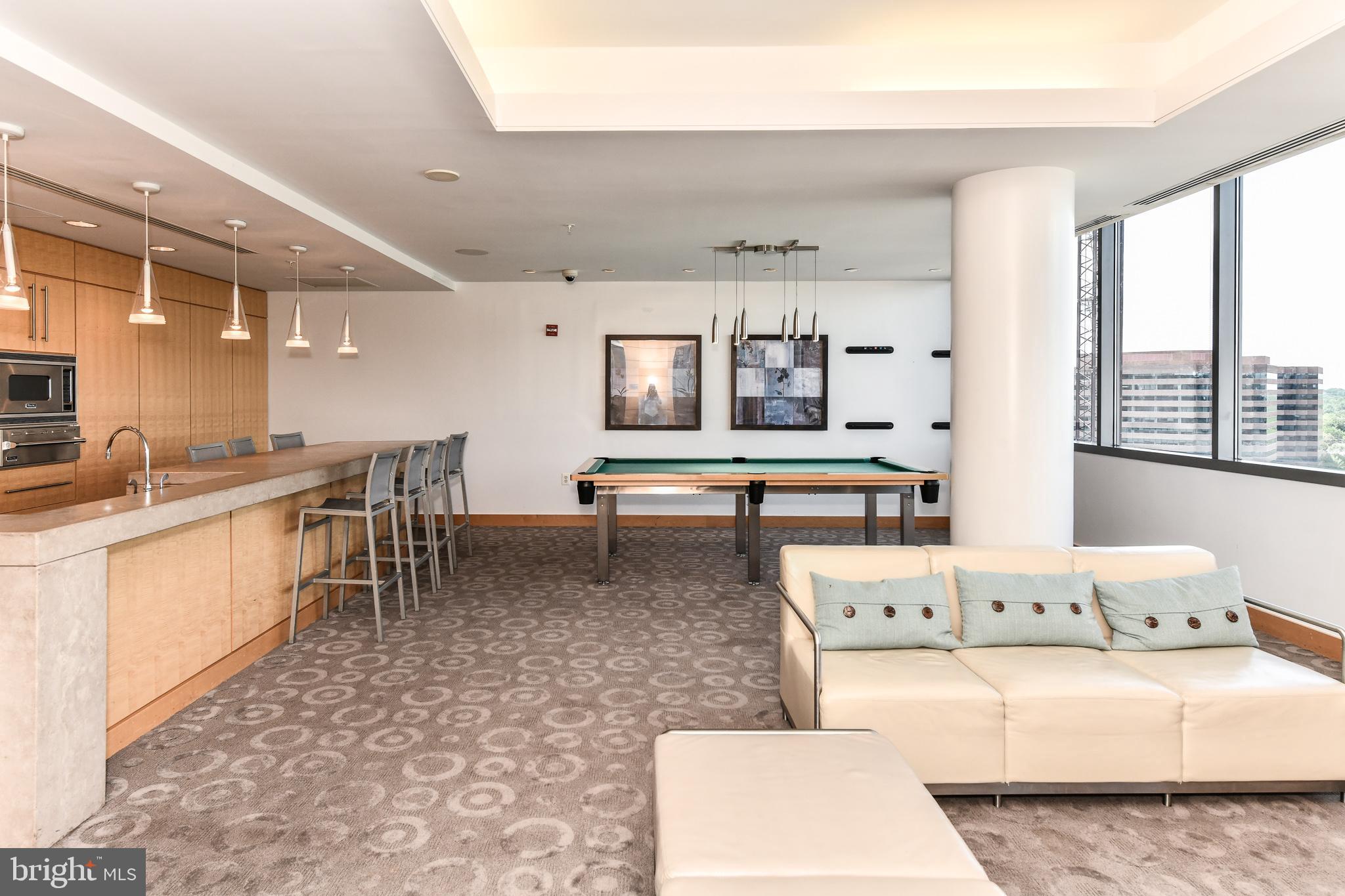 CLARENDON - Residential Lease