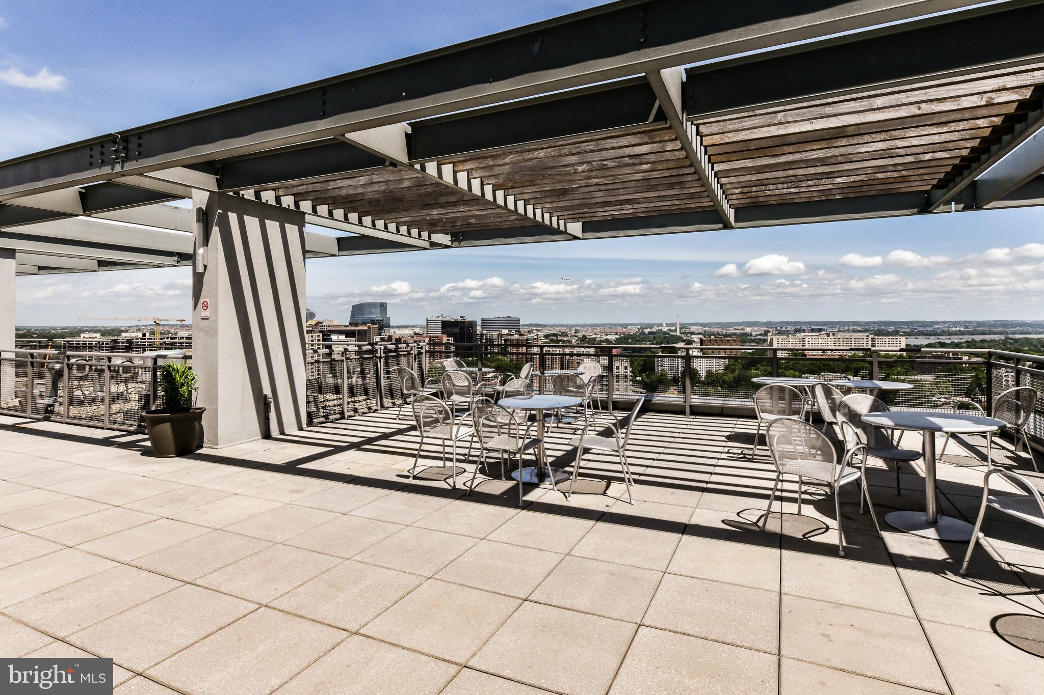 CLARENDON - Residential Lease