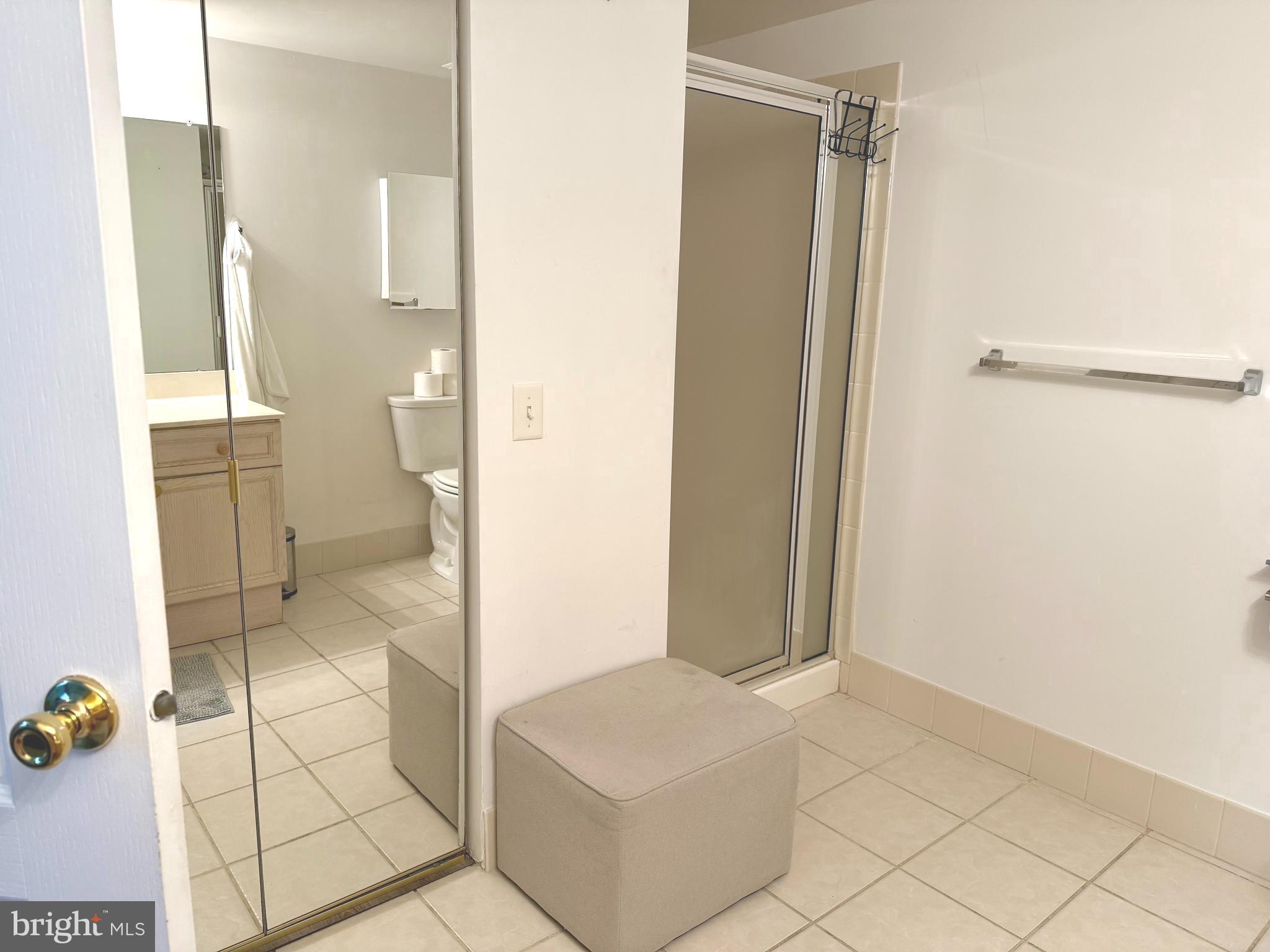 FOUNTAIN POINTE - Residential