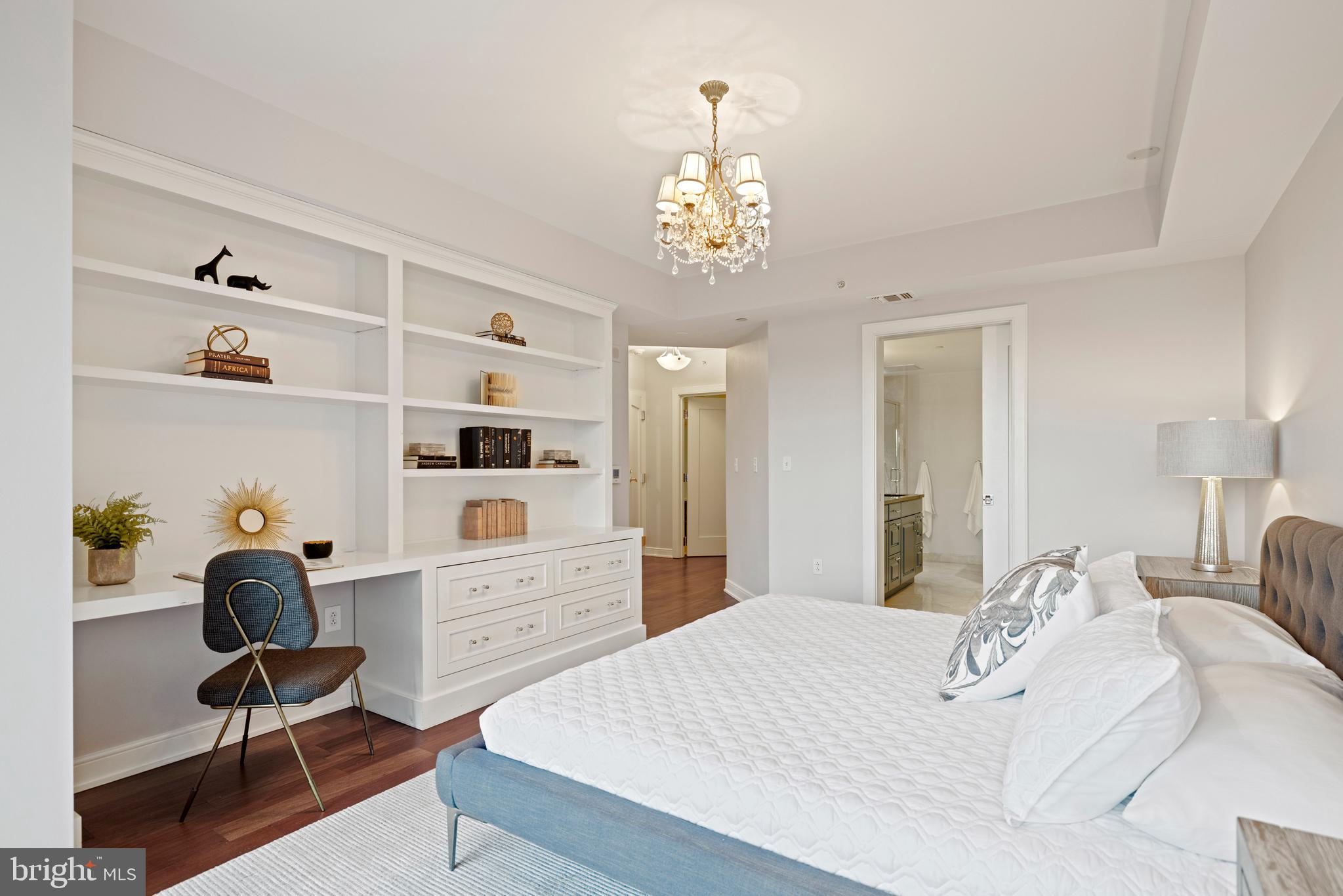 ROSSLYN - Residential