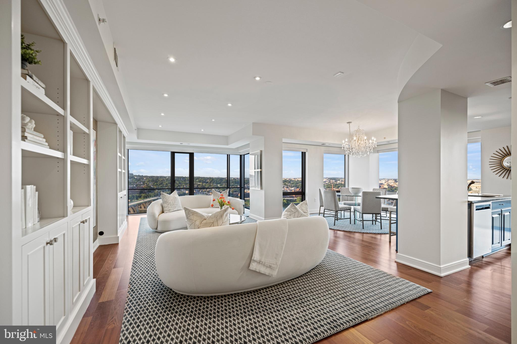 ROSSLYN - Residential