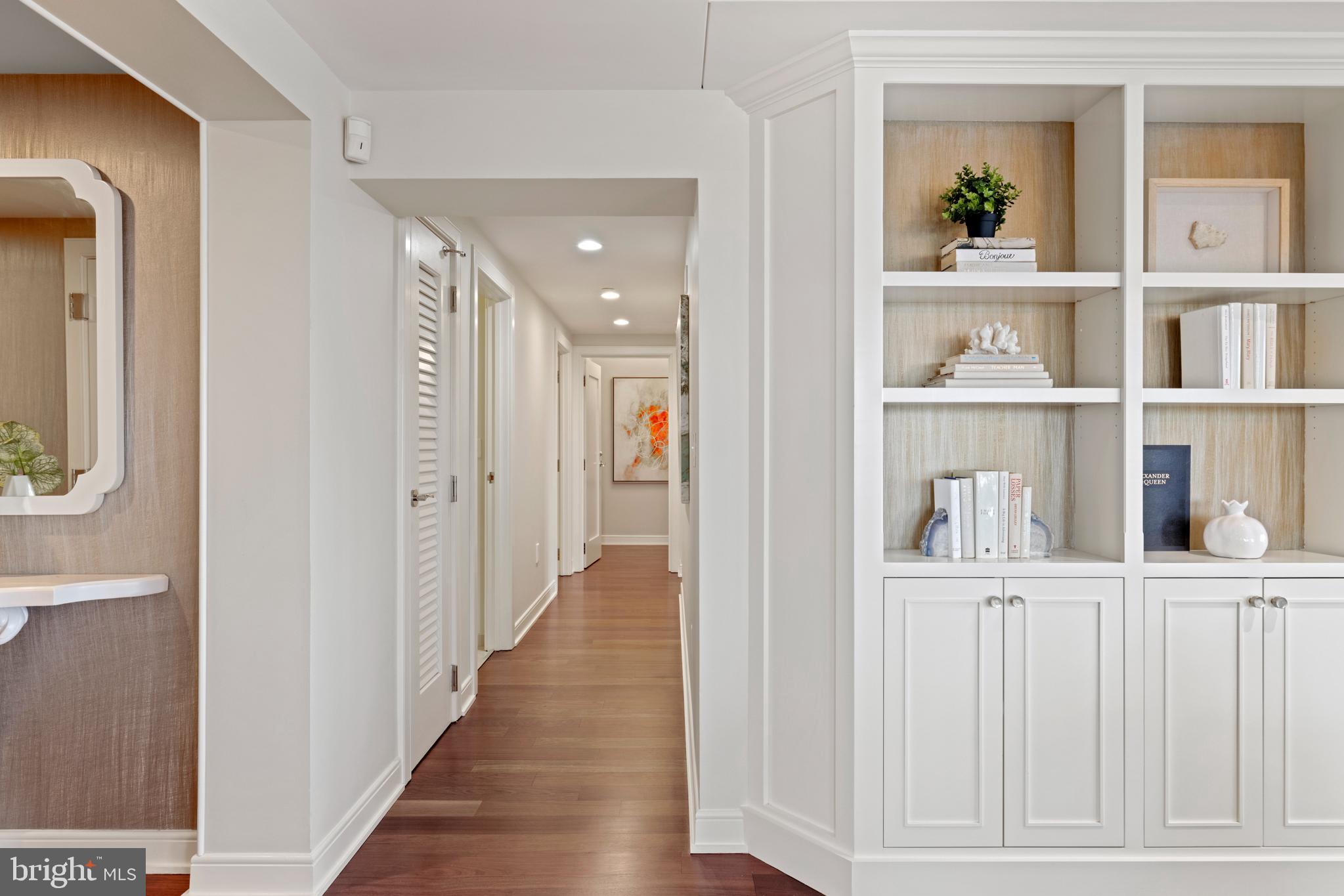 ROSSLYN - Residential