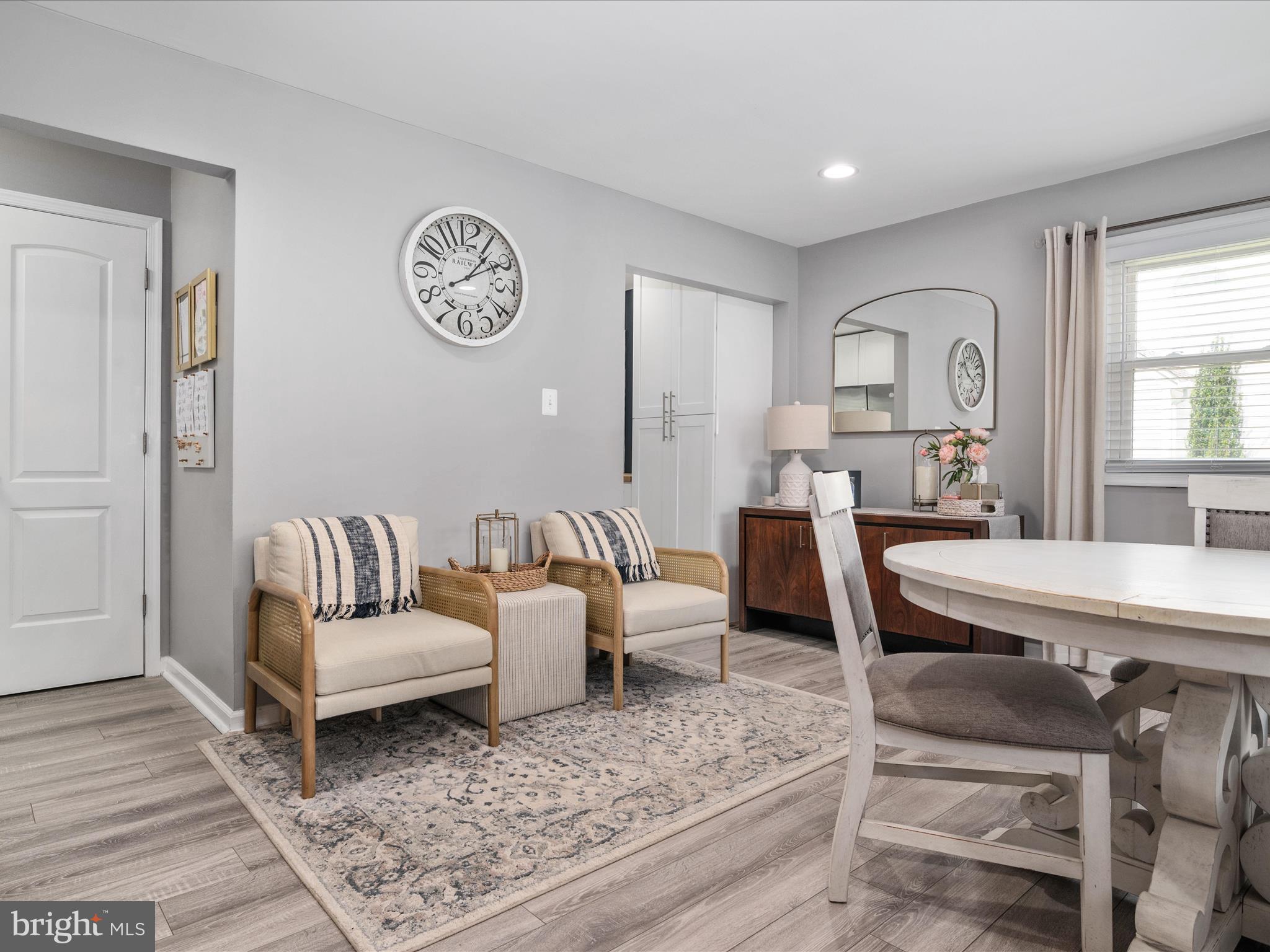 LONGCROSS HOMES - Residential