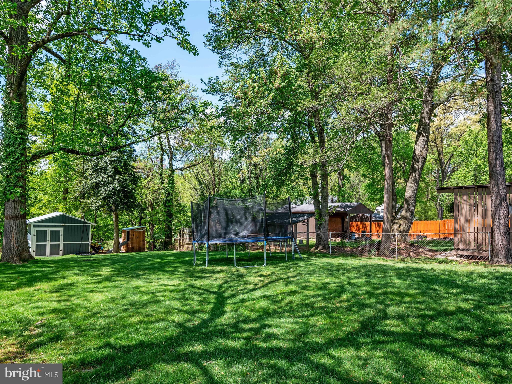 LONGCROSS HOMES - Residential