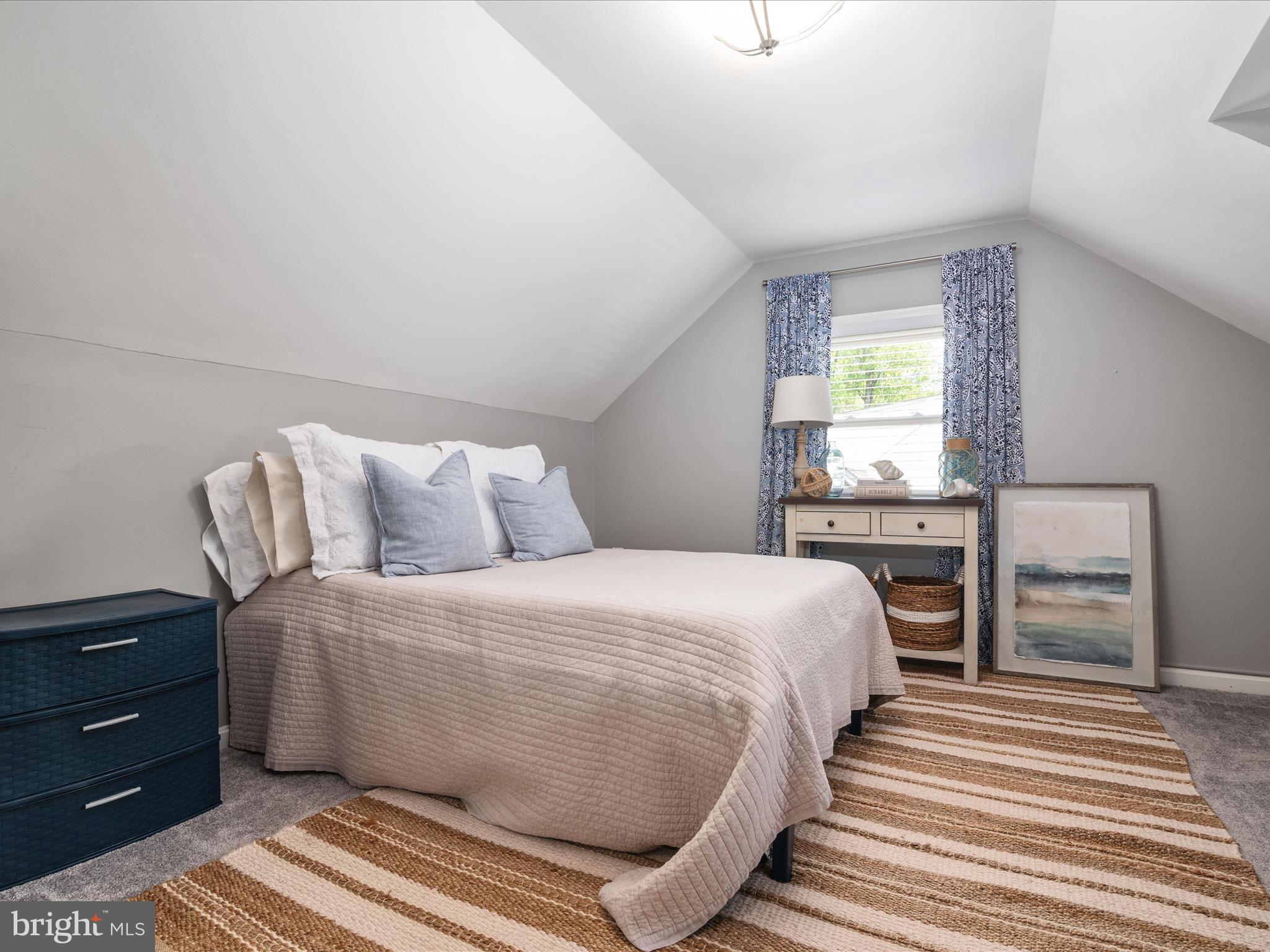 LONGCROSS HOMES - Residential