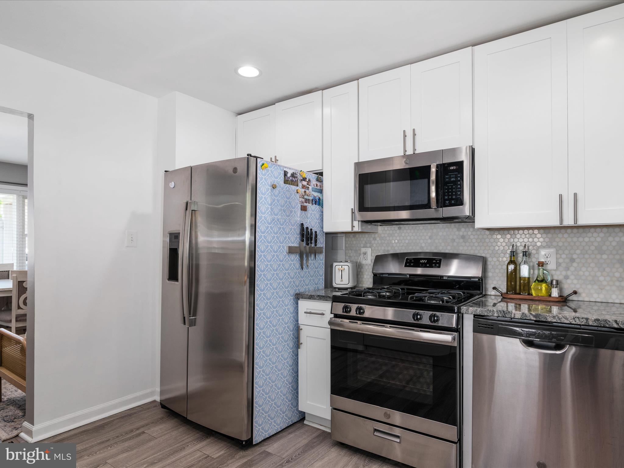 LONGCROSS HOMES - Residential