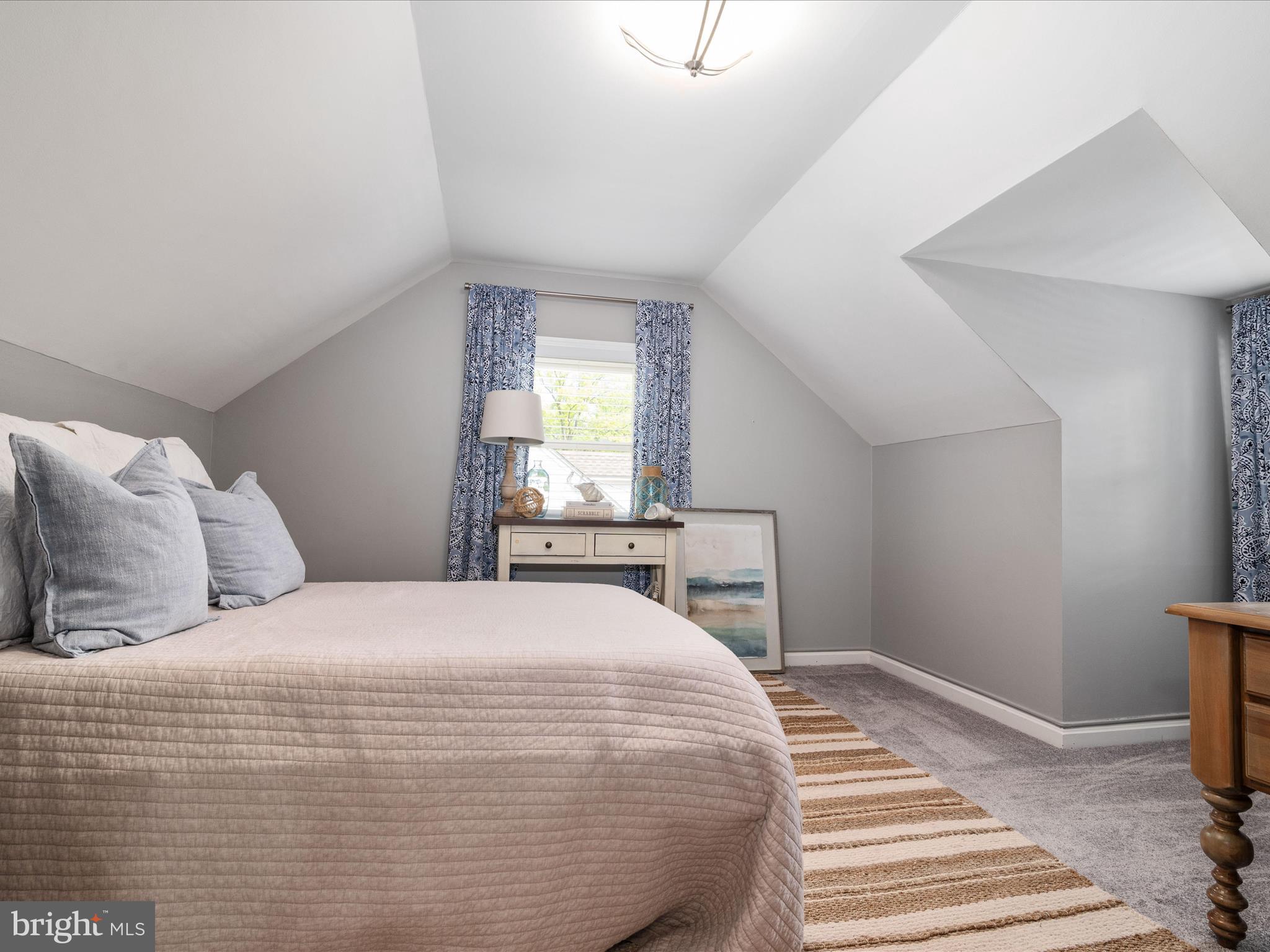 LONGCROSS HOMES - Residential