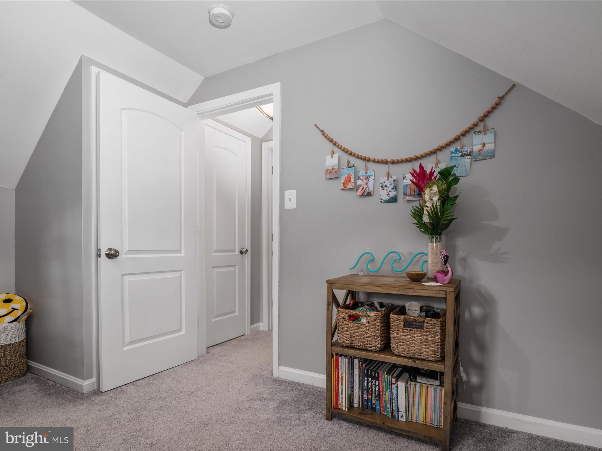 LONGCROSS HOMES - Residential