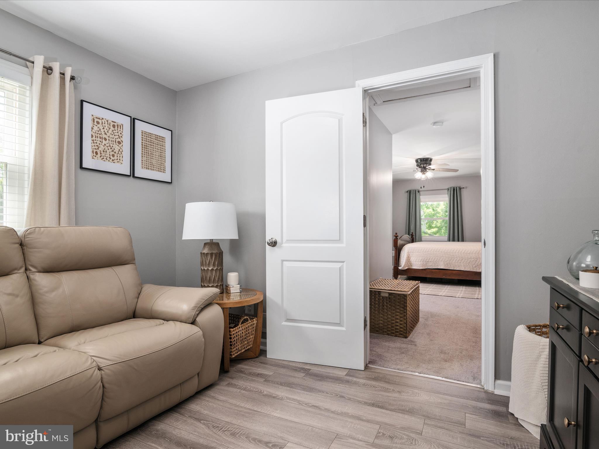 LONGCROSS HOMES - Residential