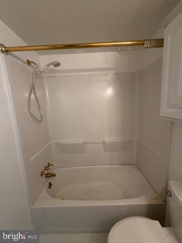 CRESTWOOD CONDOMINIUMS - Residential