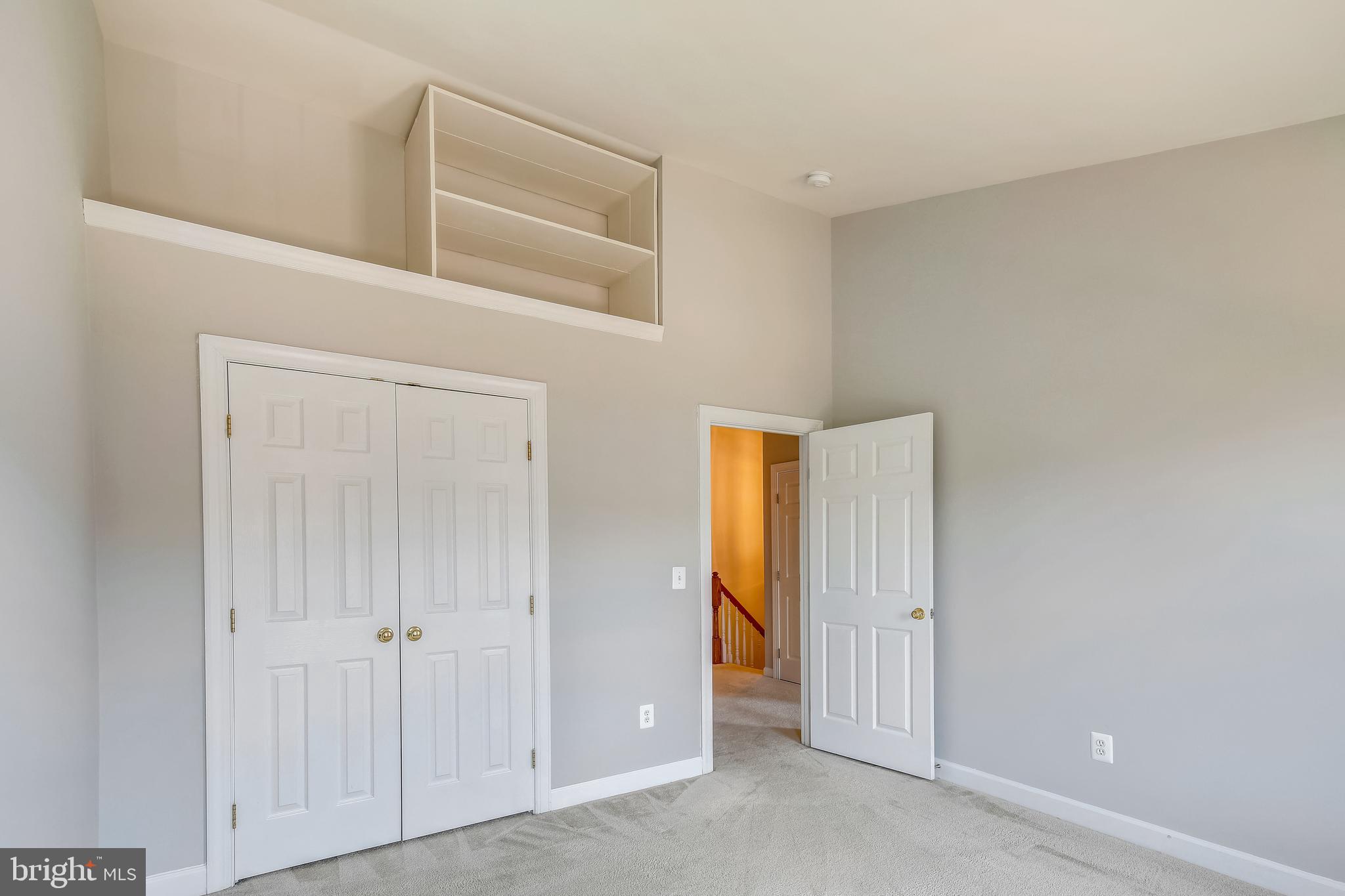 KIDWELL TOWNS - Residential Lease