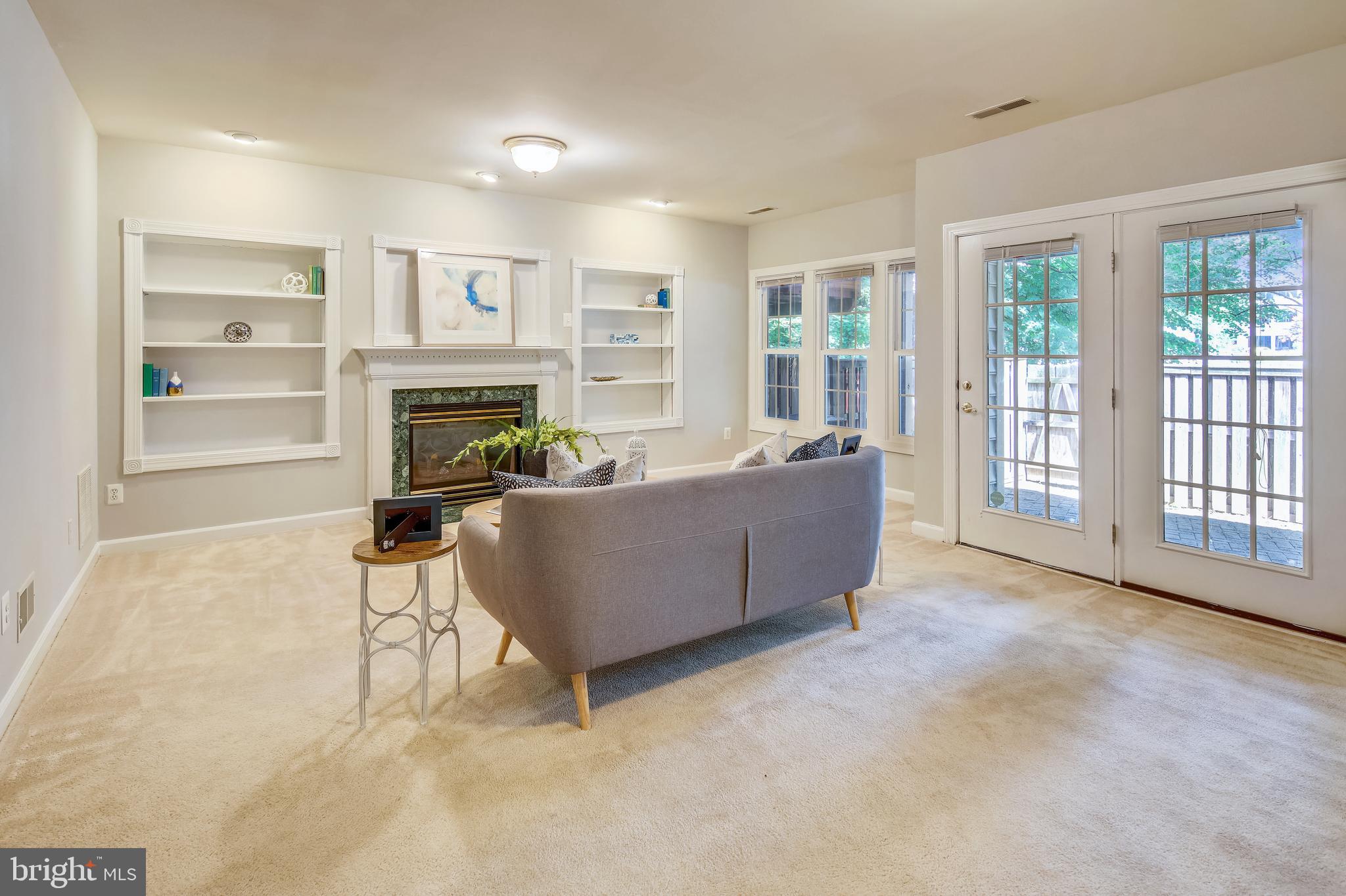 KIDWELL TOWNS - Residential Lease