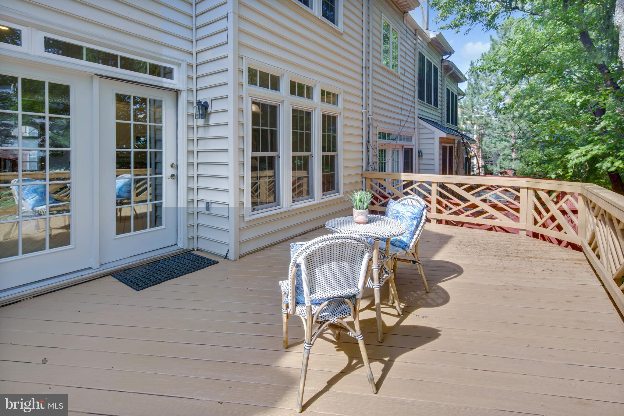 KIDWELL TOWNS - Residential Lease